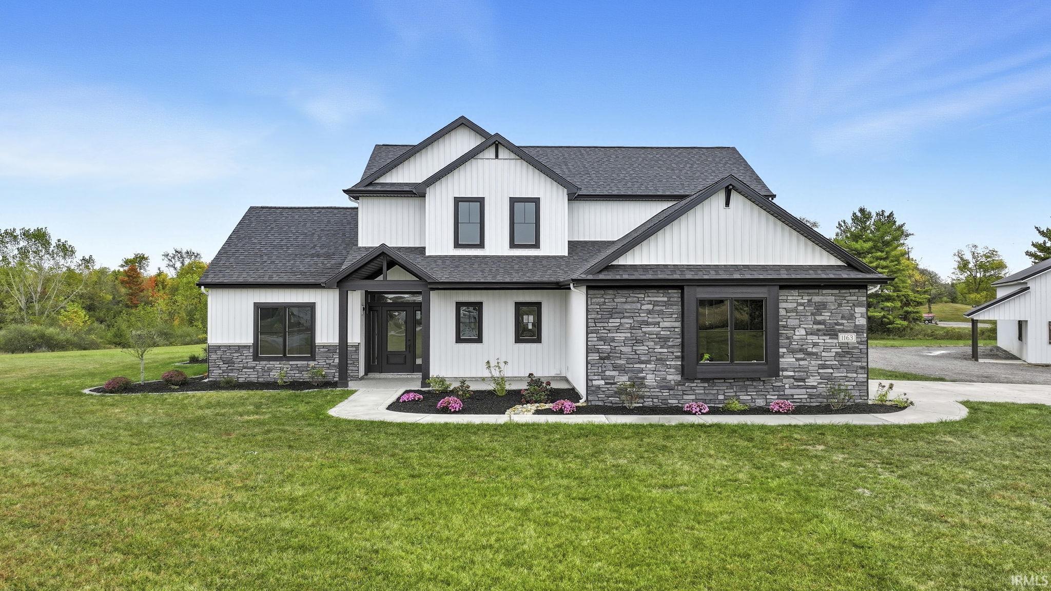 Photo 1 of 1163 E 600 N