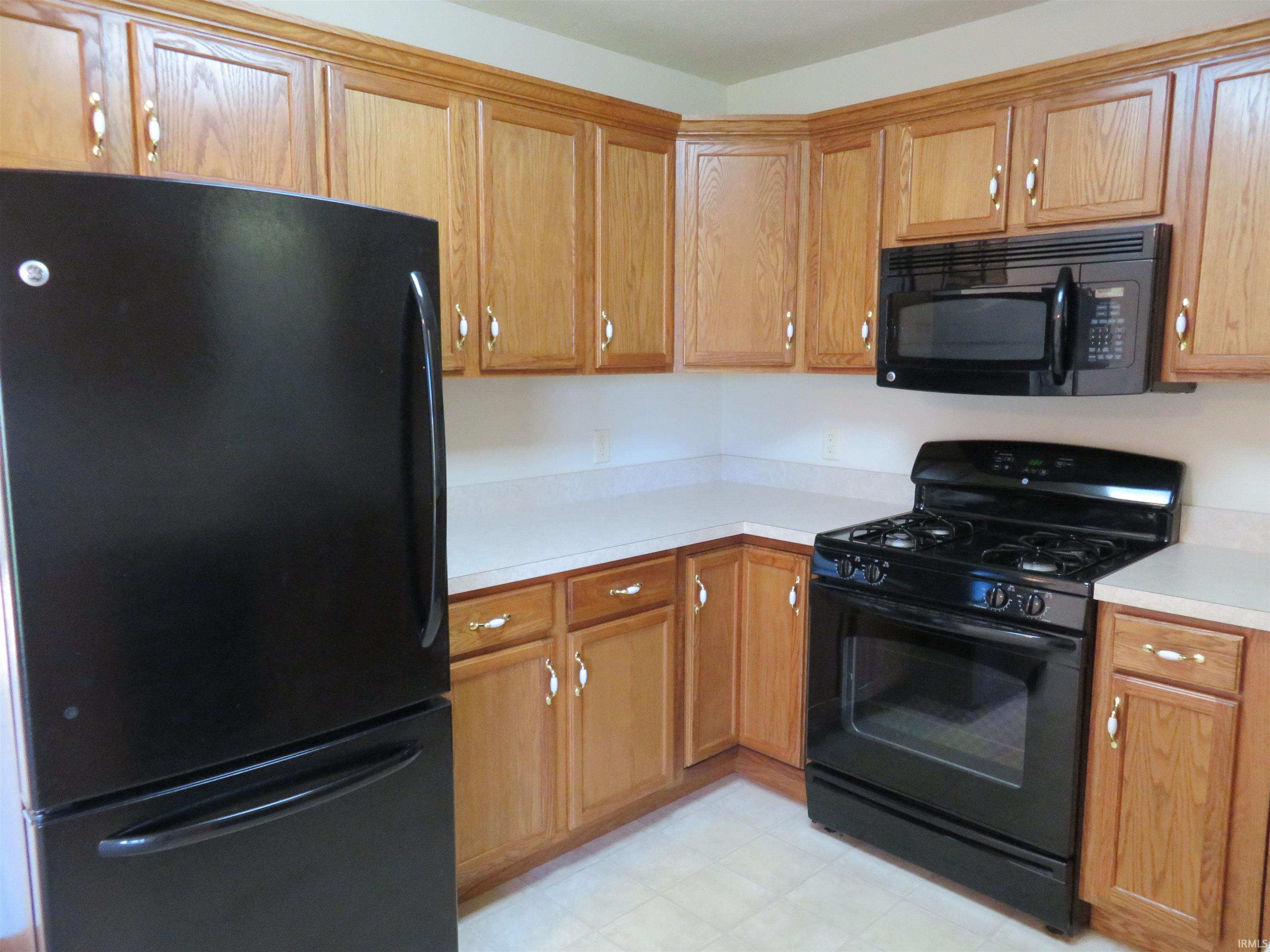 Homes for sale in Goshen, IN | 1411 Clover Creek Ln, Goshen, IN 46526 | MLS# 202542062