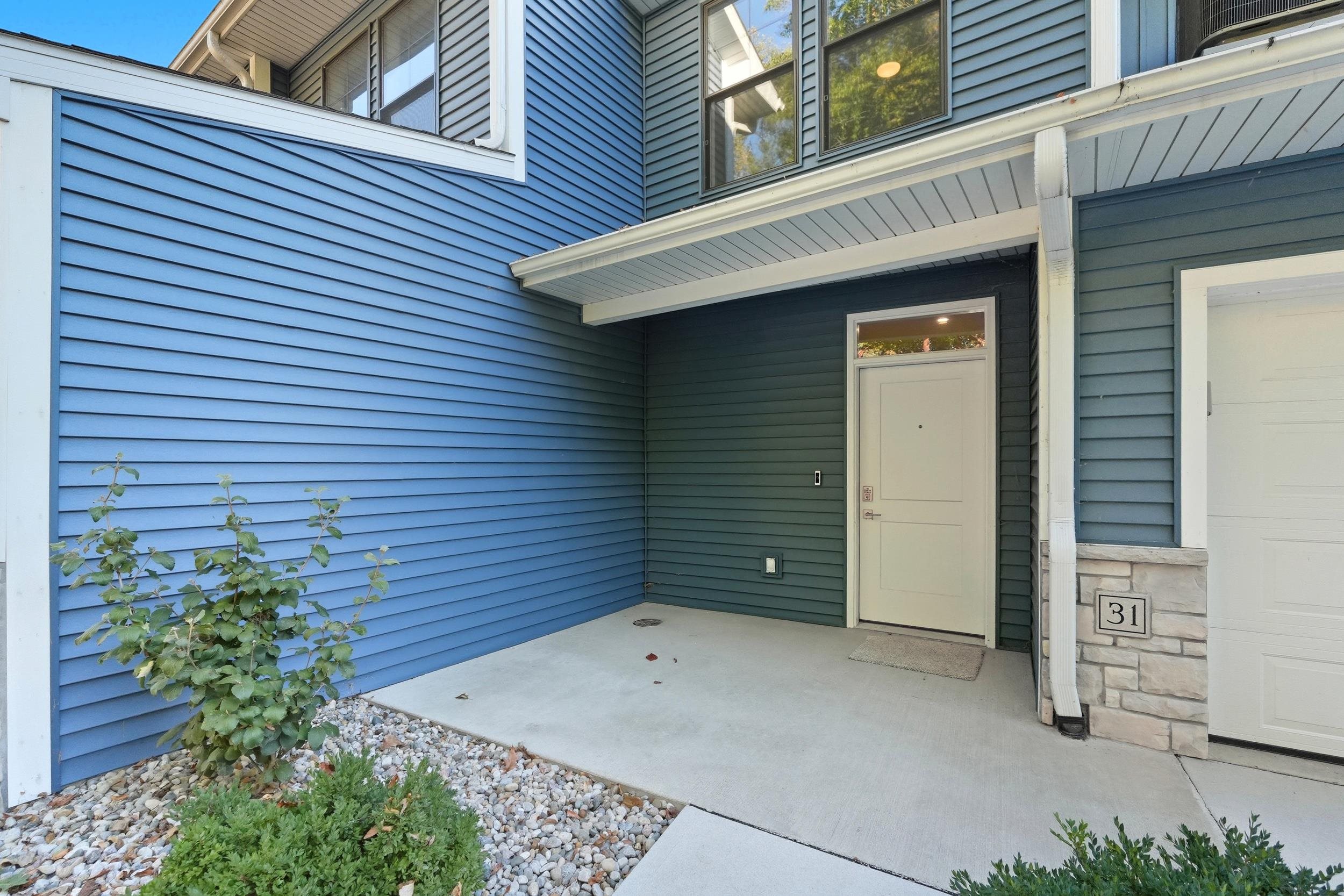 Photo 2 of 31 Lane 345 Crooked LK