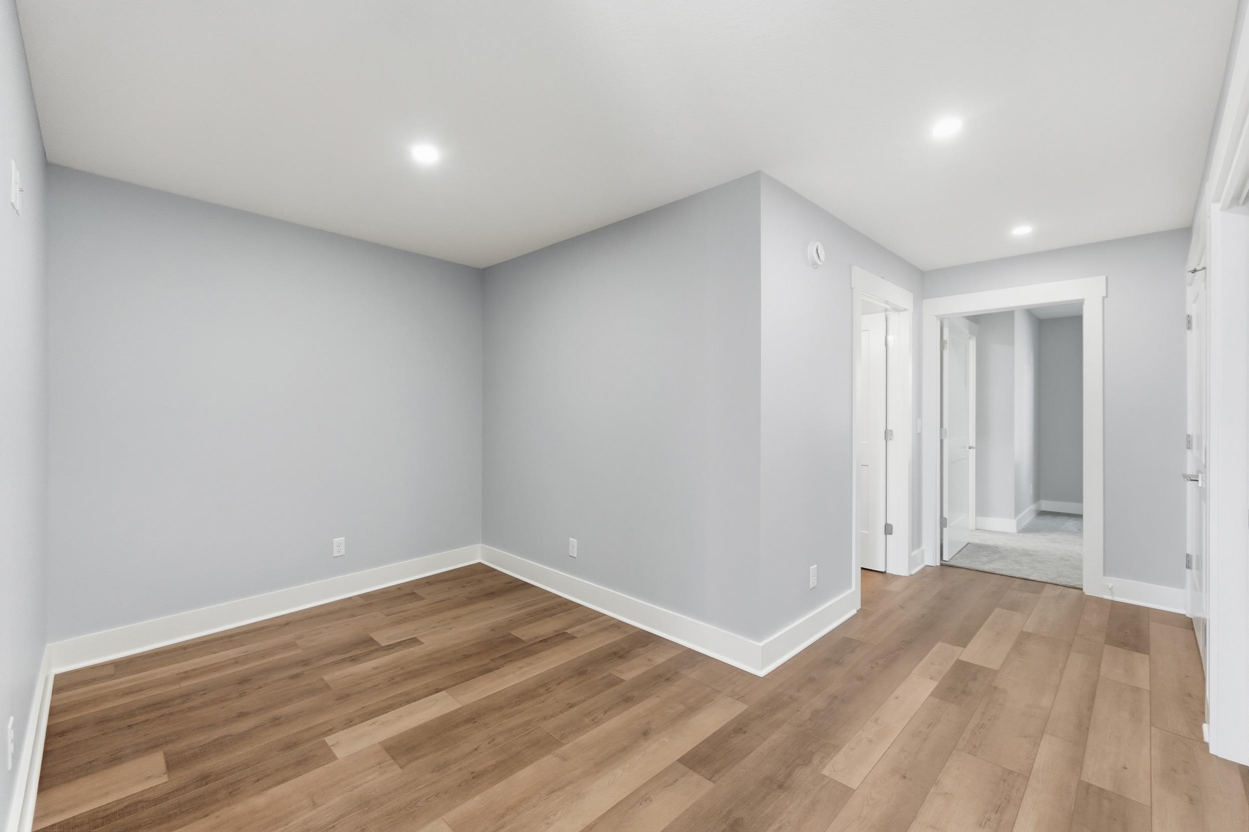 Photo 22 of 31 Lane 345 Crooked LK