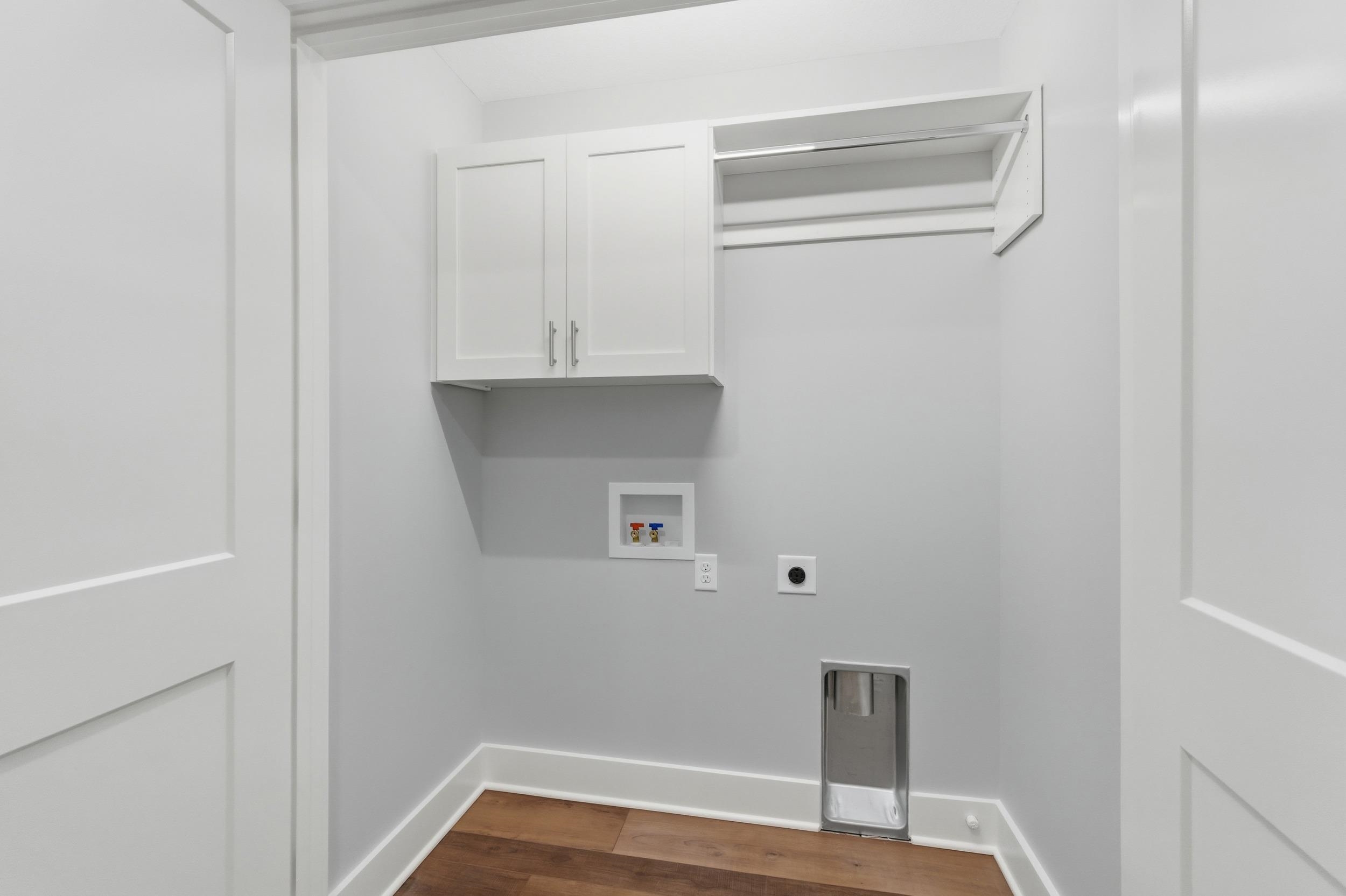 Photo 23 of 31 Lane 345 Crooked LK