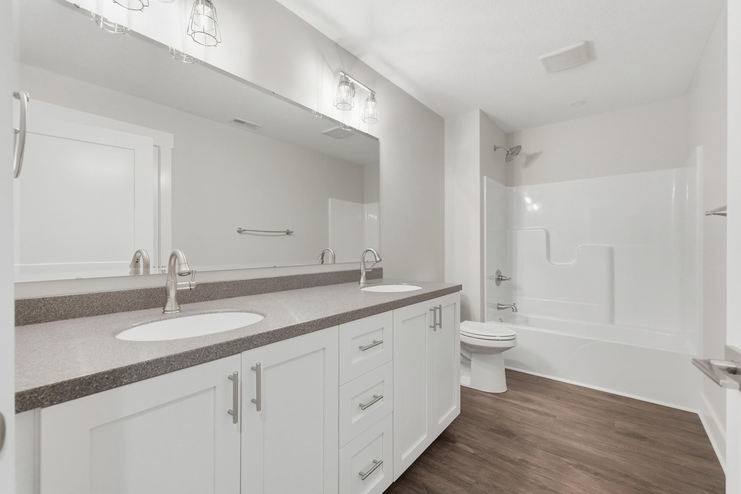 Photo 23 of 15 Lane 345 Crooked LK