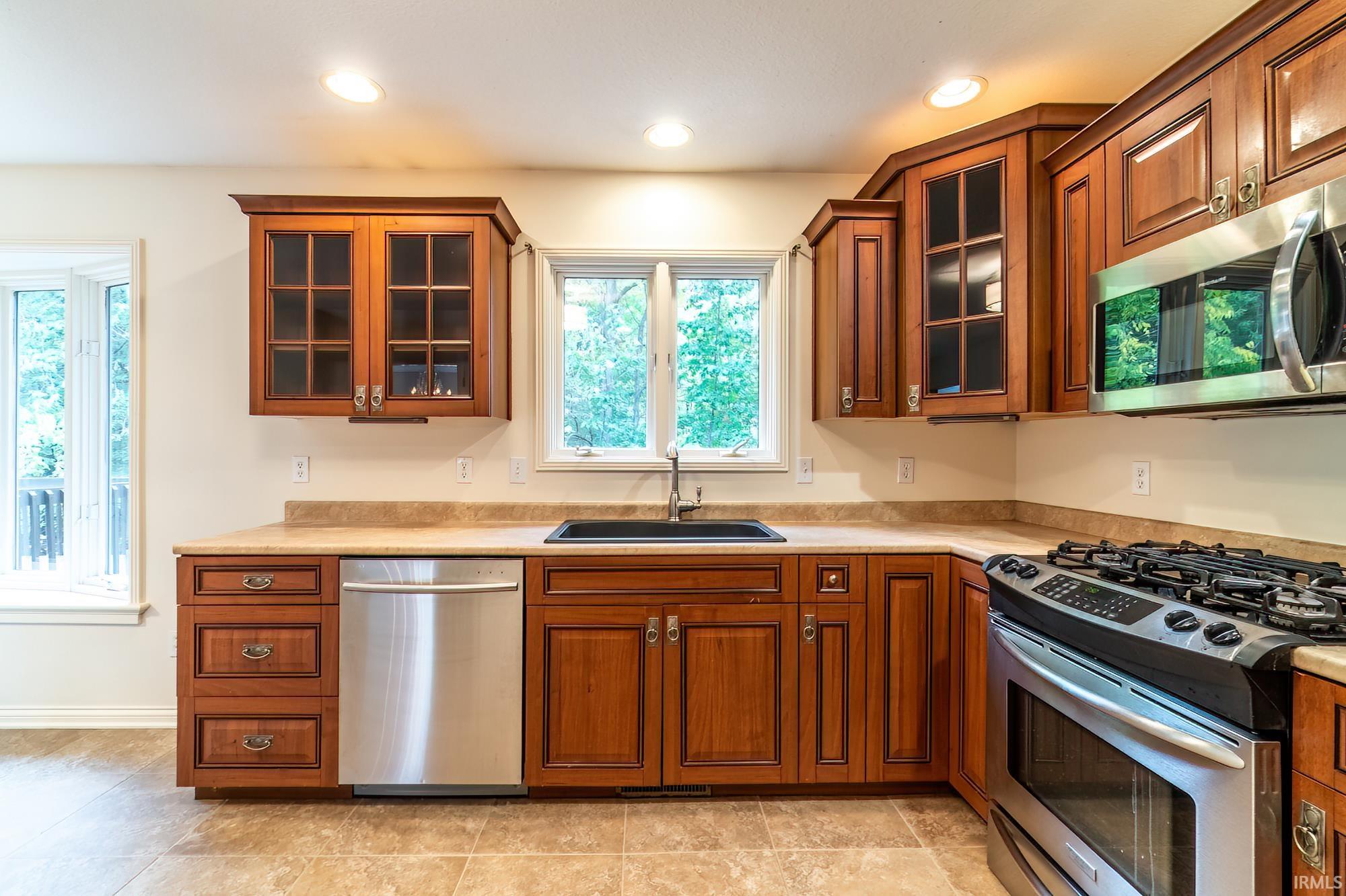 Photo 9 of 11819 Island Cove Drive