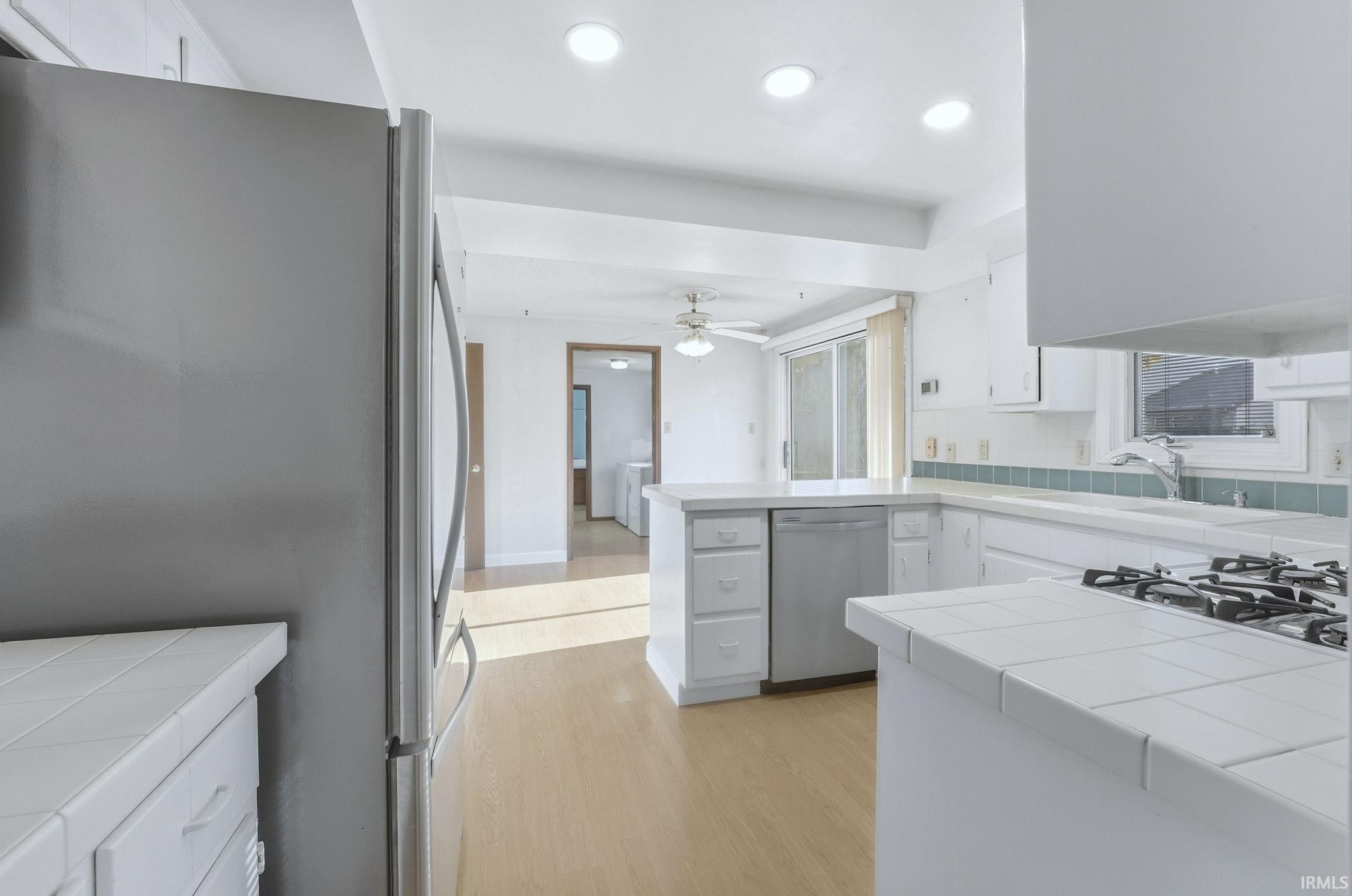 Photo 10 of 6711 Sullivans Court