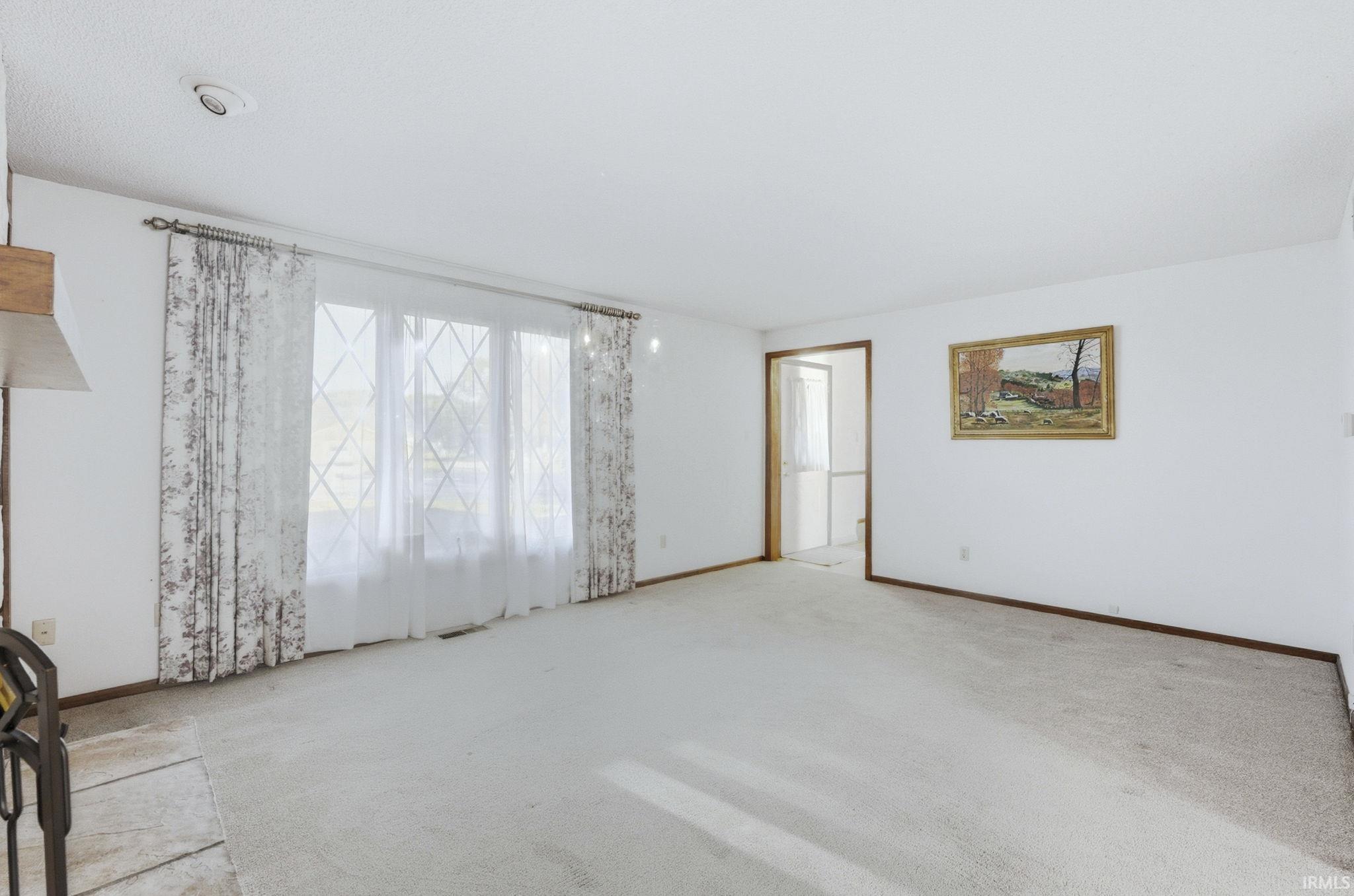 Photo 5 of 6711 Sullivans Court