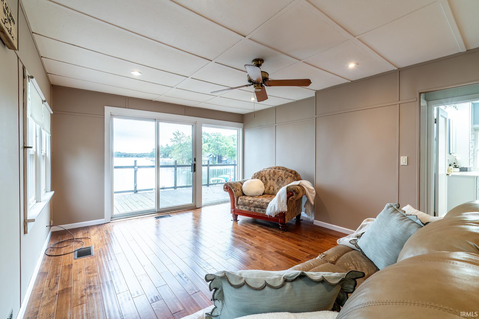 Photo 10 of 140 Ems W26 Lane