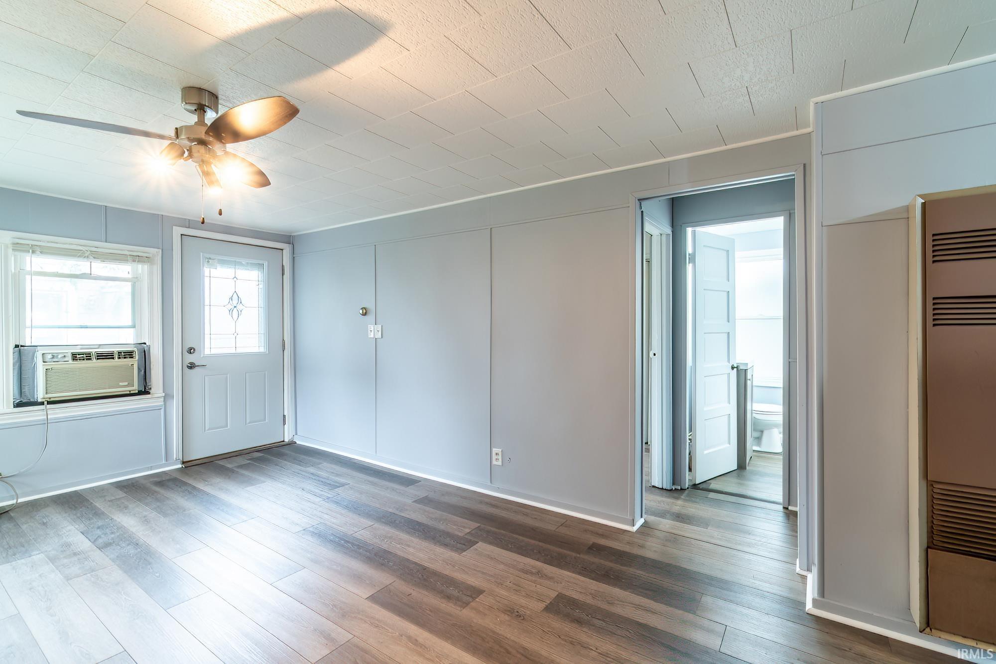 Photo 25 of 140 Ems W26 Lane