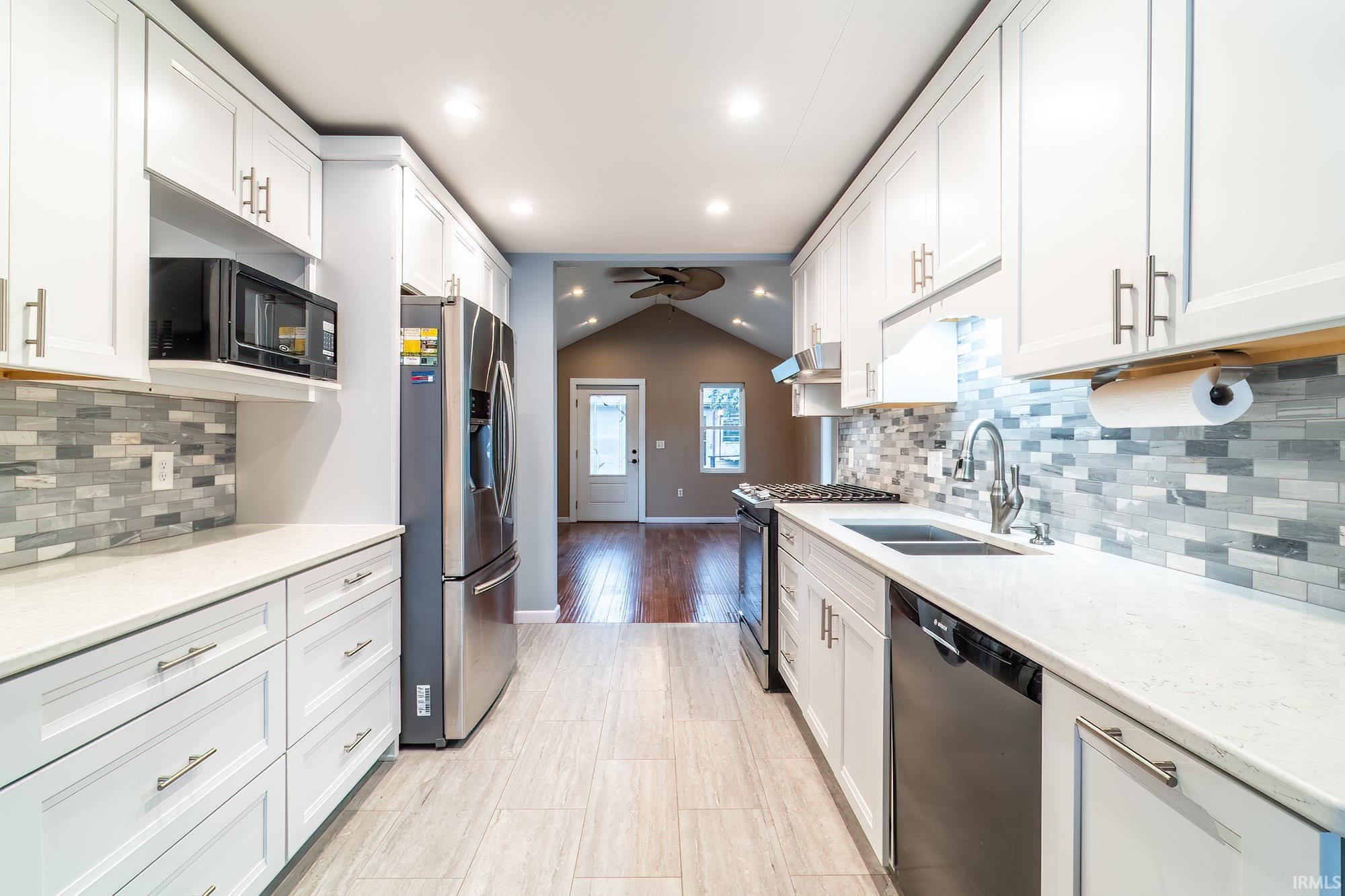 Photo 8 of 140 Ems W26 Lane