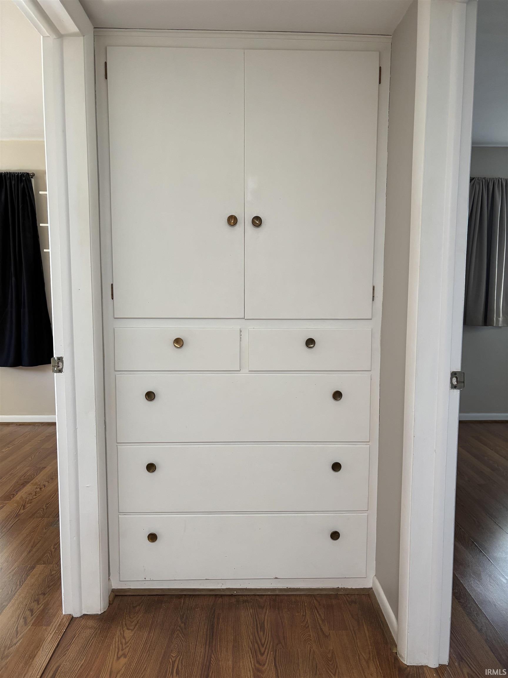 Photo 14 of 1224 W Clark