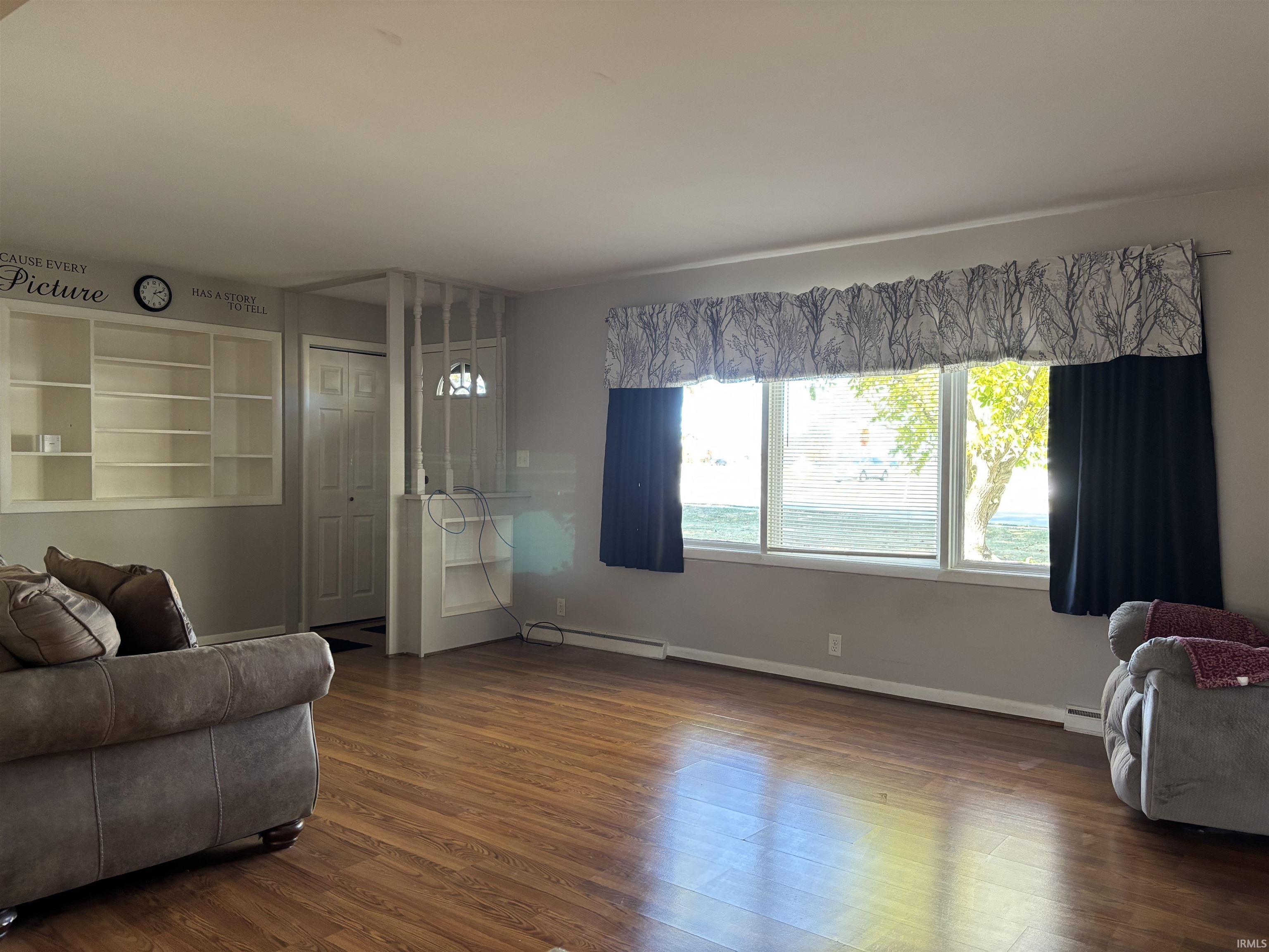 Photo 5 of 1224 W Clark