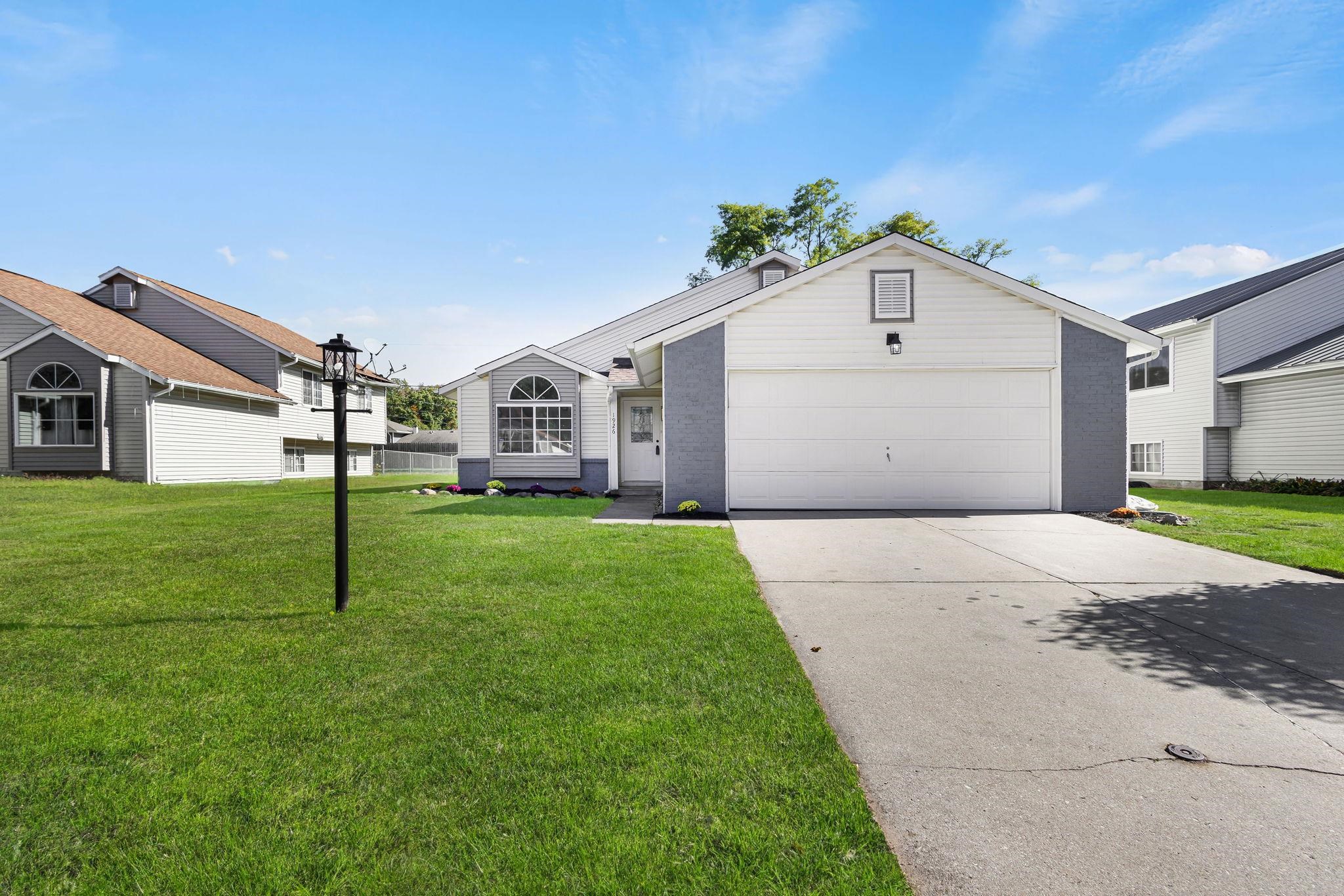 Photo 1 of 1926 Woodland Drive