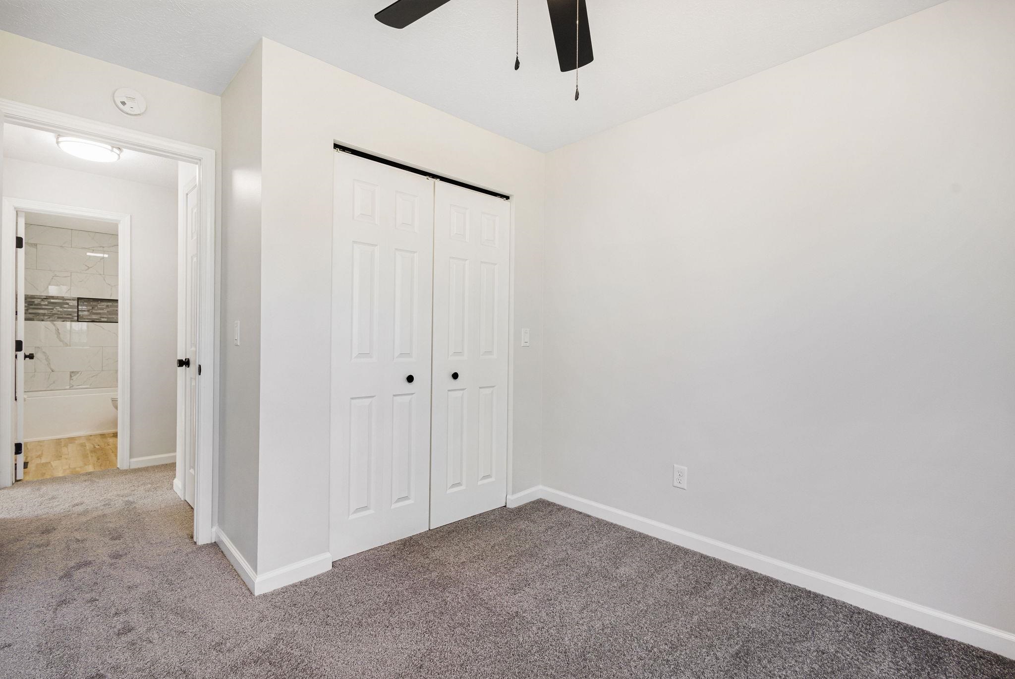 Photo 15 of 1926 Woodland Drive