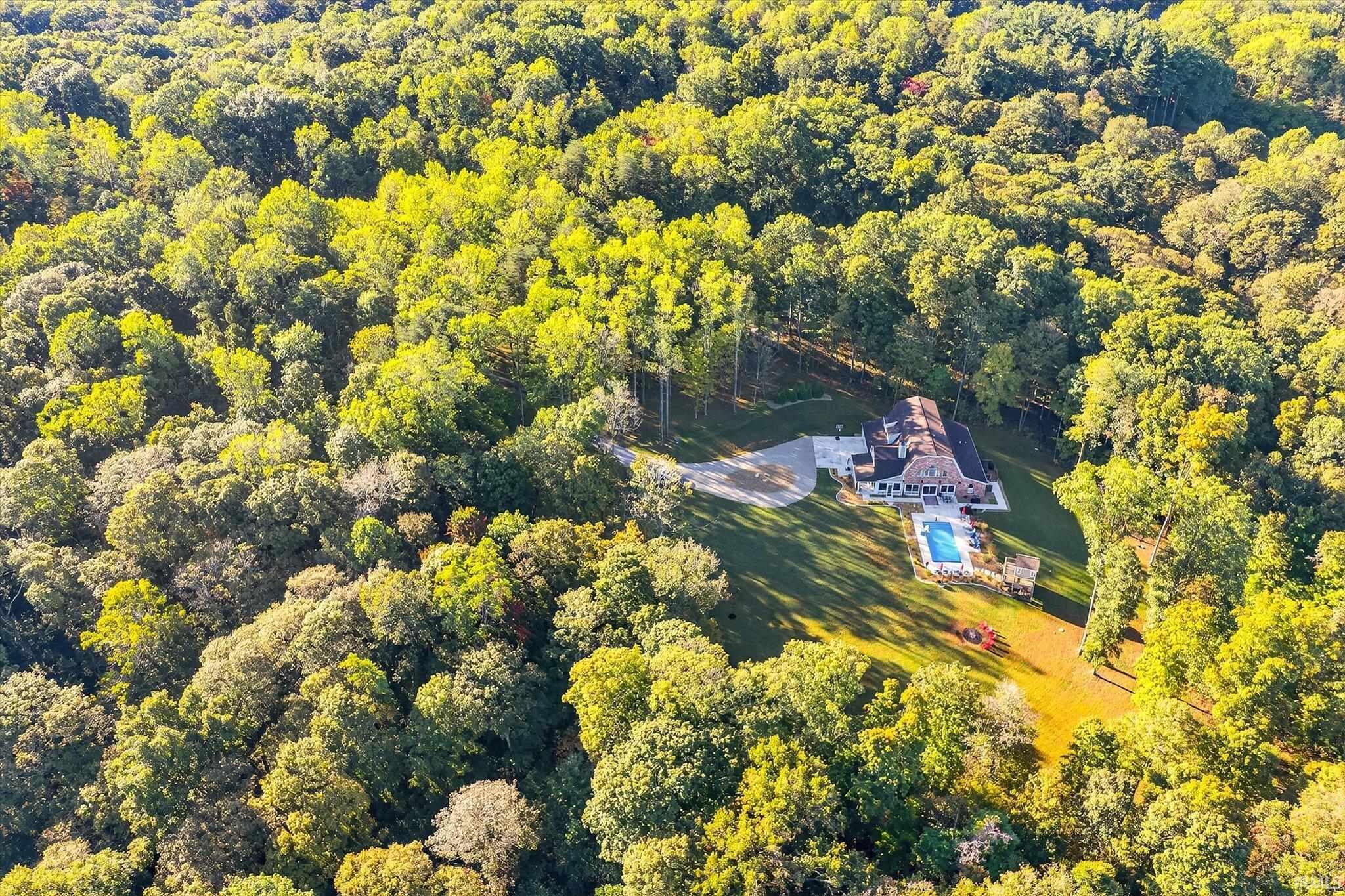 Homes for sale in Bloomington, IN | 5999 Nehrt Rd, Bloomington, IN 47408 | MLS# 202542218