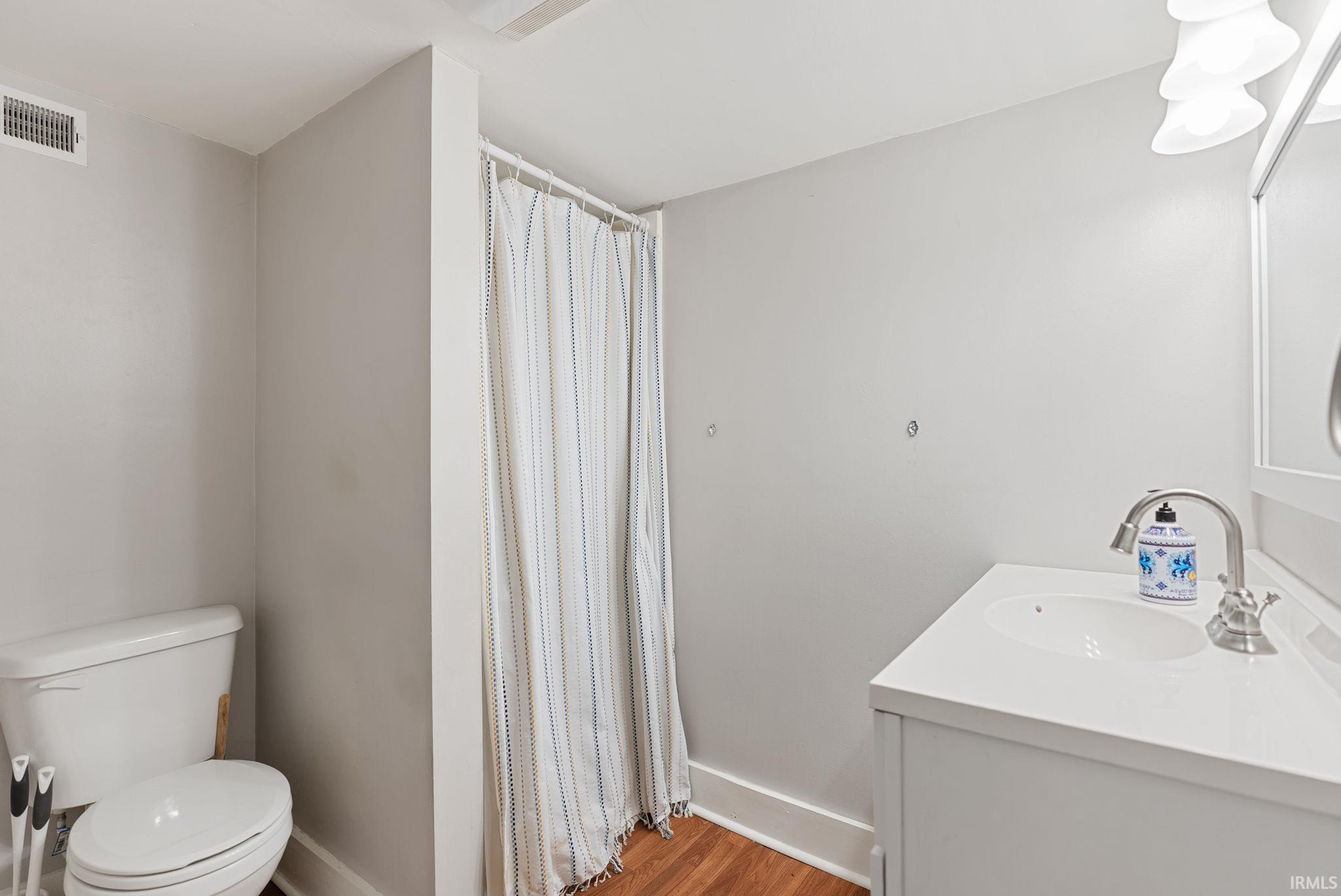 Photo 26 of 214 N Seminole Circle