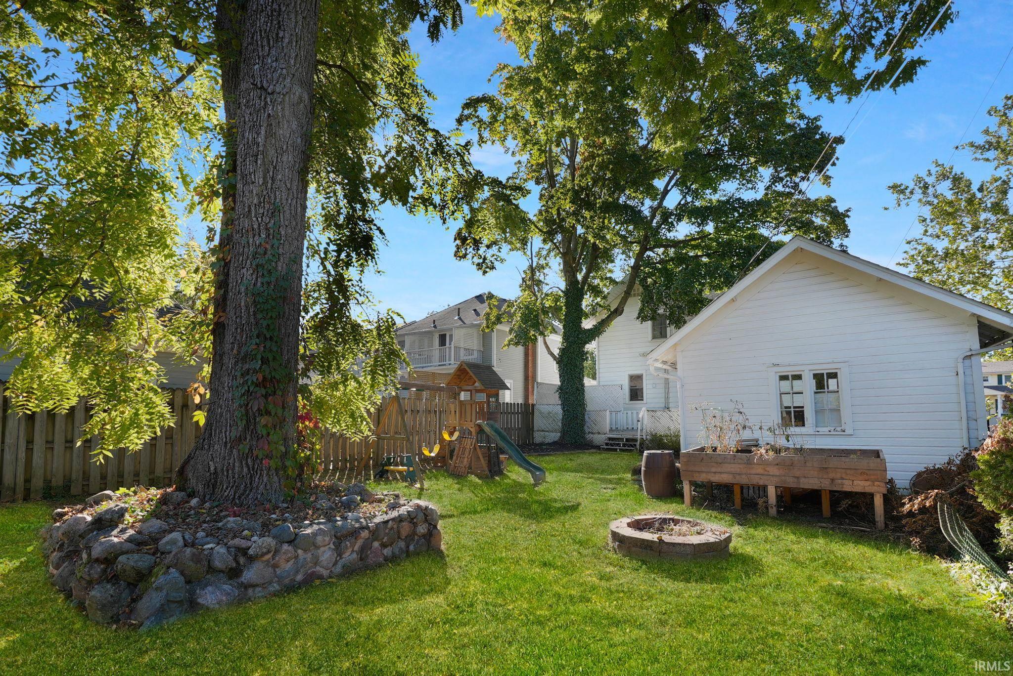 Photo 29 of 214 N Seminole Circle