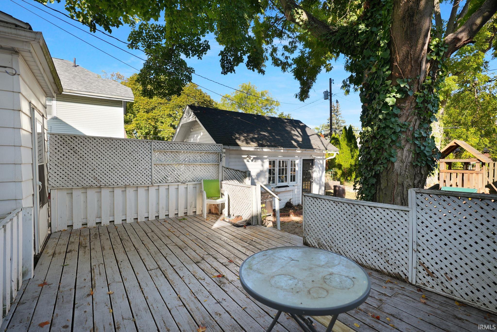 Photo 31 of 214 N Seminole Circle