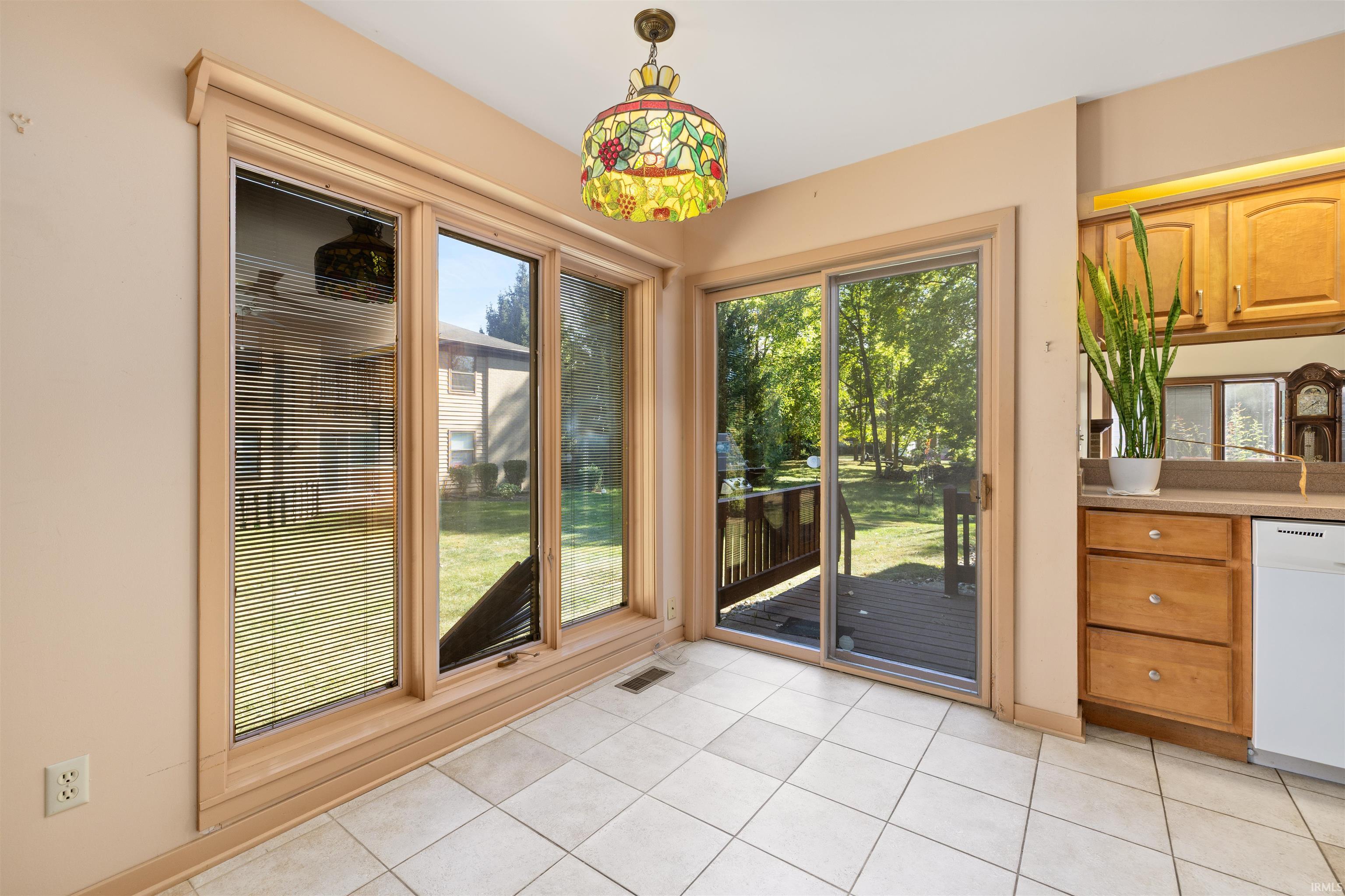 Photo 8 of 271 N McClellan Street