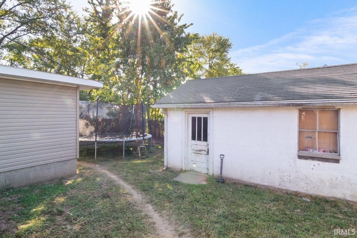 Homes for sale in Princeton, IN | 927 N Hart St, Princeton, IN 47670 | MLS# 202542253