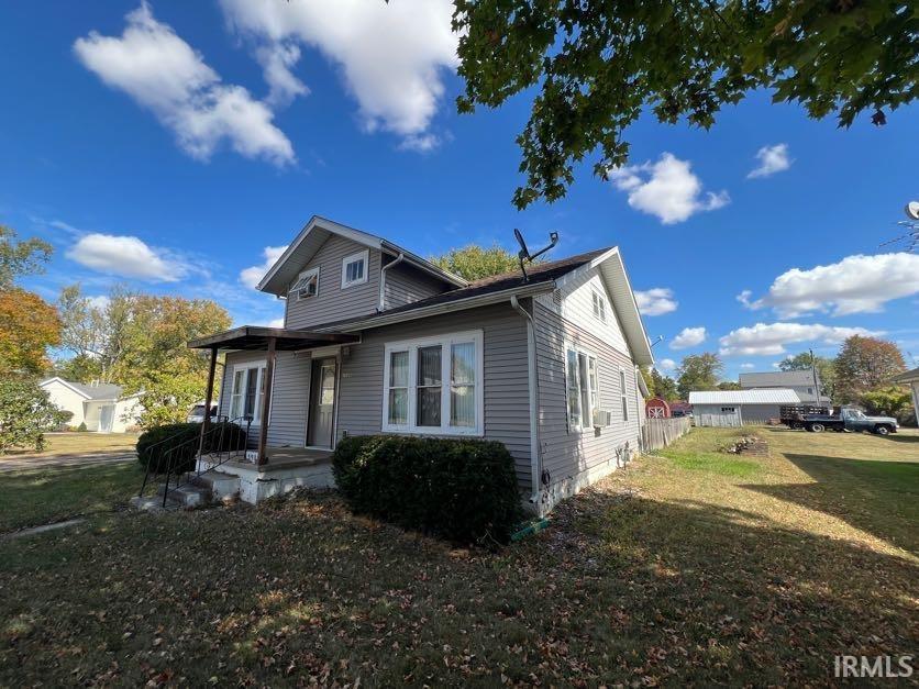 Photo 1 of 5909 N Lincoln Street