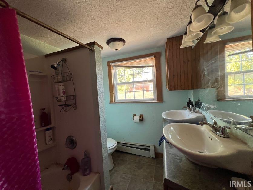 Photo 13 of 5909 N Lincoln Street