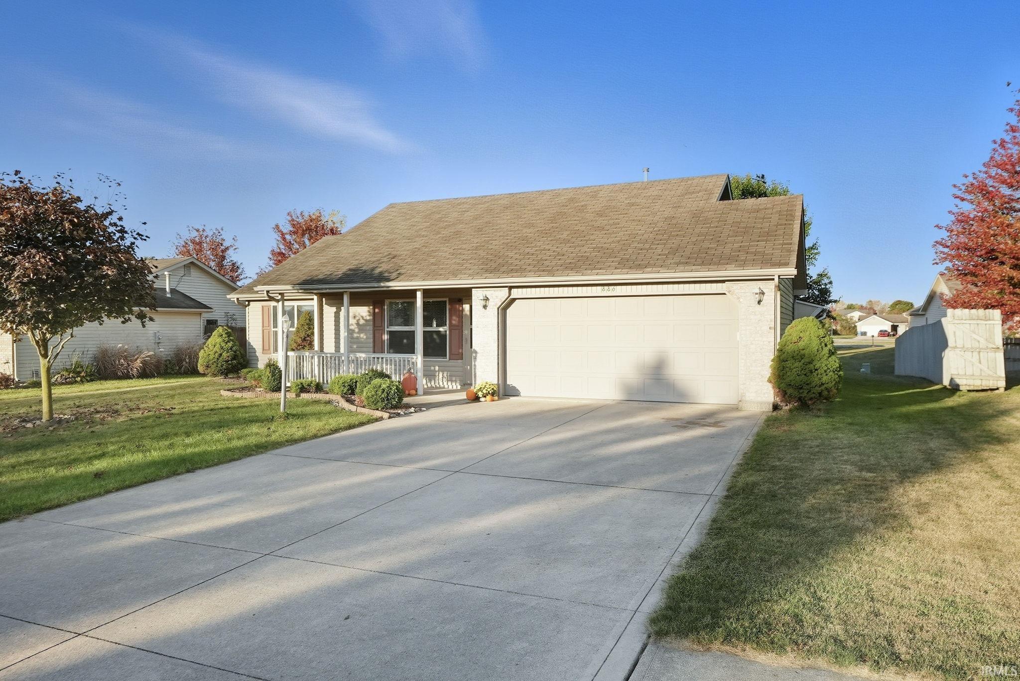 Adorable move-in ready home in Ravenwood! Located on a quiet, well maintained street at the back of the addition. Home features a spacious living room, eat-in kitchen, along with 3 bedrooms and 2 full baths. The master bedroom has an attached master bath and walk in closet. Home has brand new carpet in the living room, hallway, and bedrooms, along with freshly painted bedrooms. Outside offers a small fenced in patio area with nice Zimmerman awning for shade, and nice yard beyond the fenced in area.