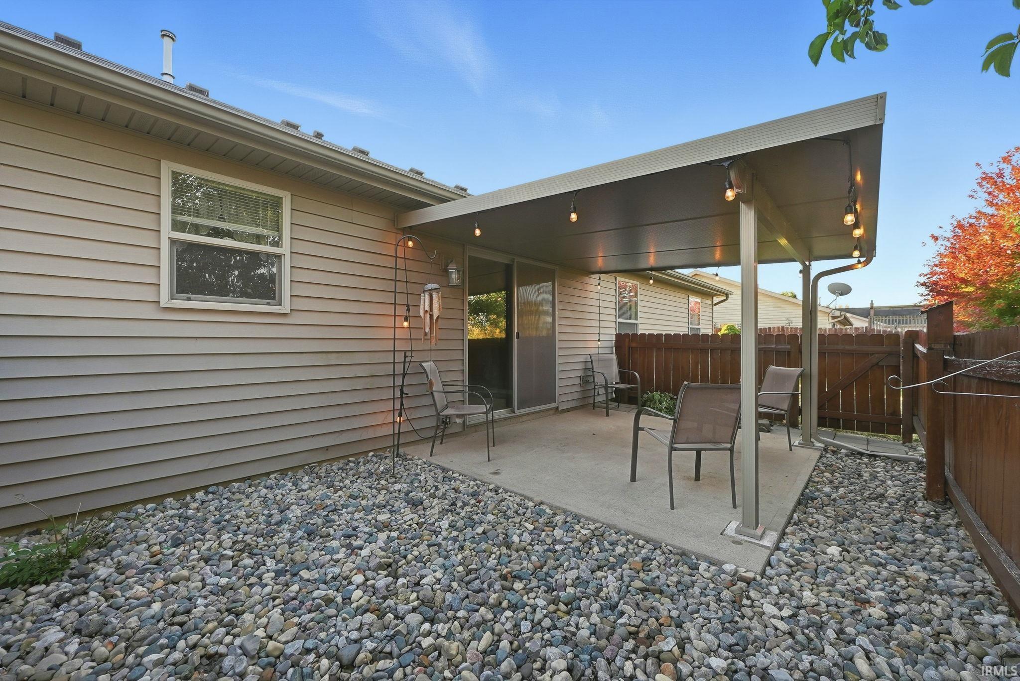 886 S Sommerset Trail