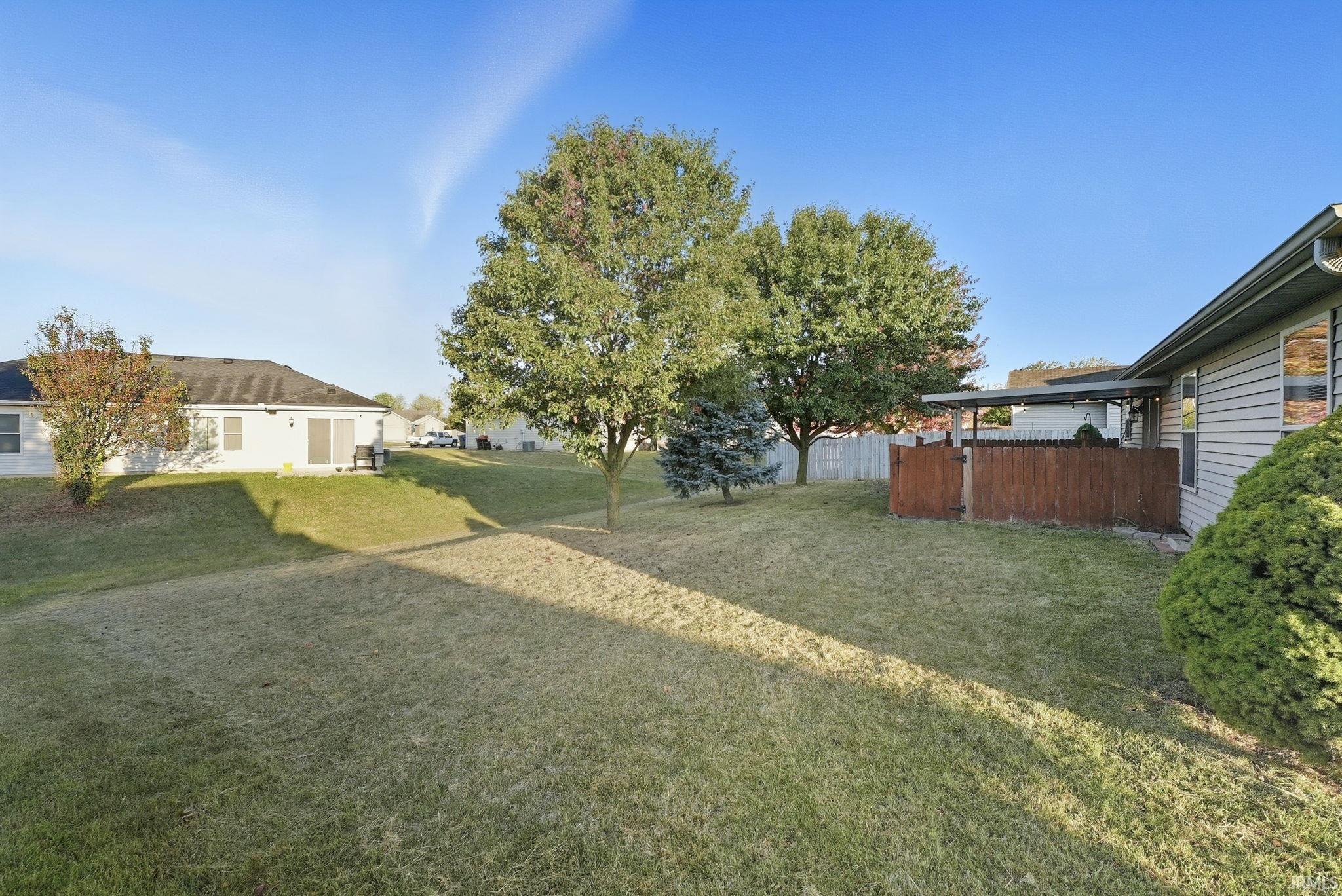 886 S Sommerset Trail