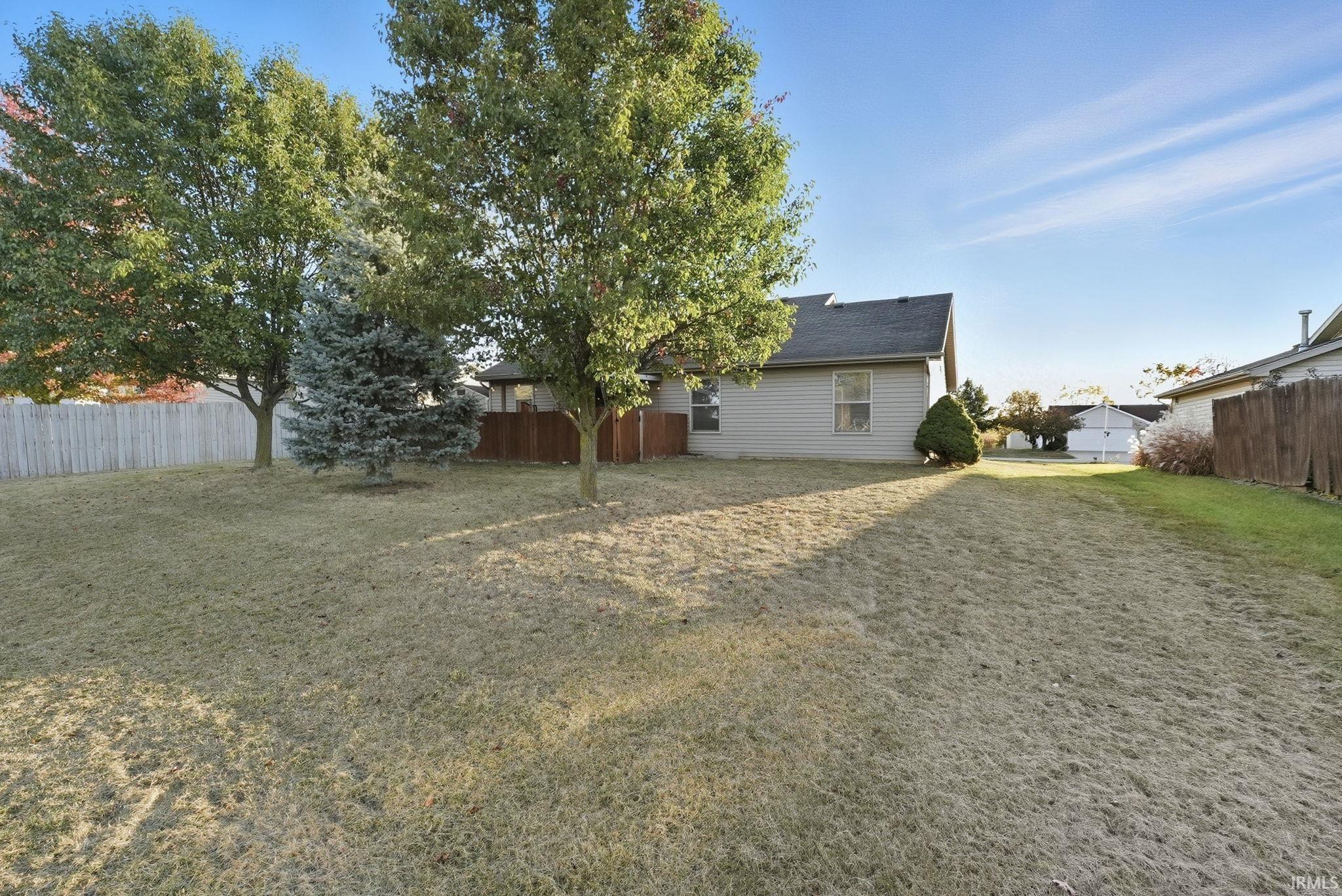 886 S Sommerset Trail