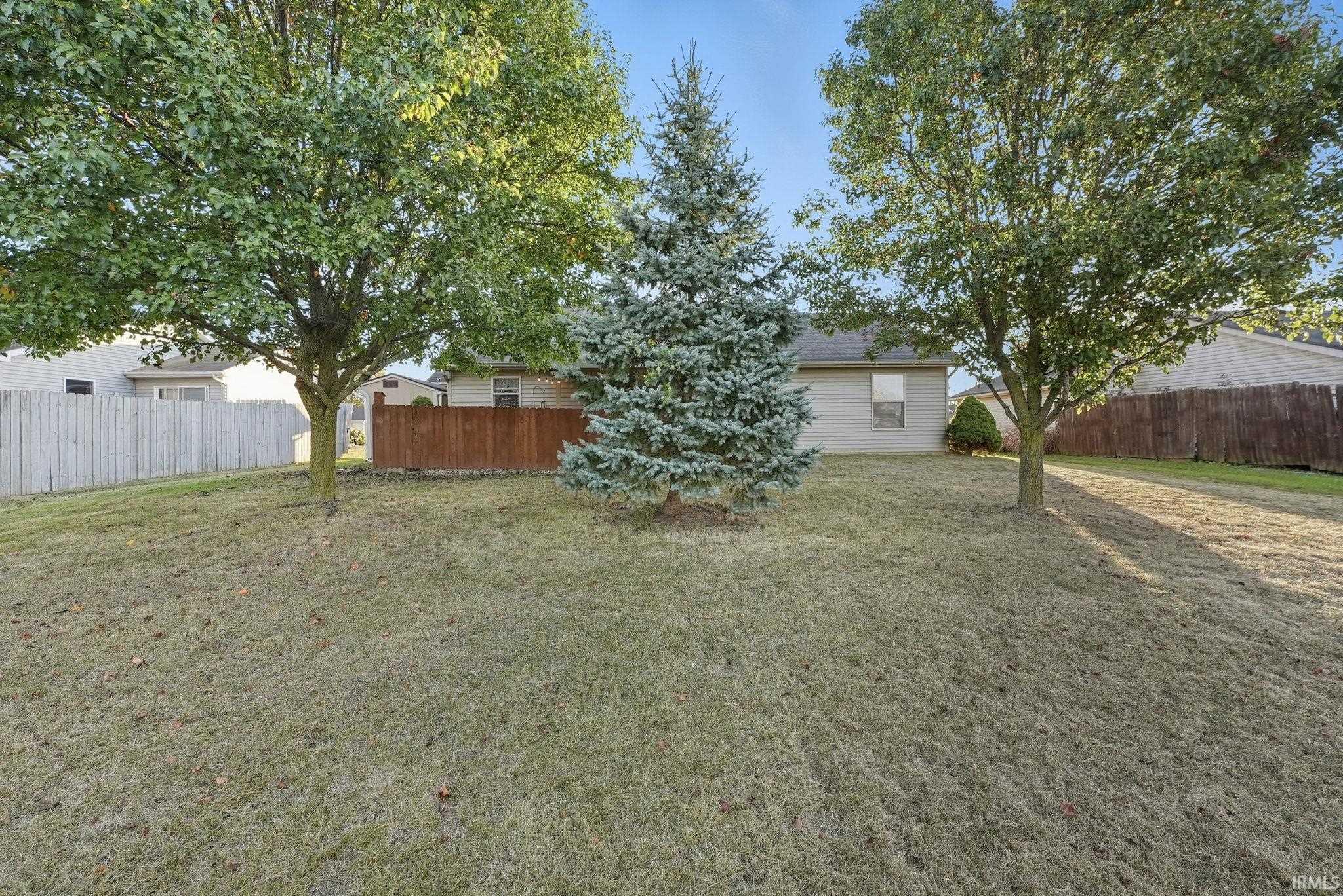886 S Sommerset Trail