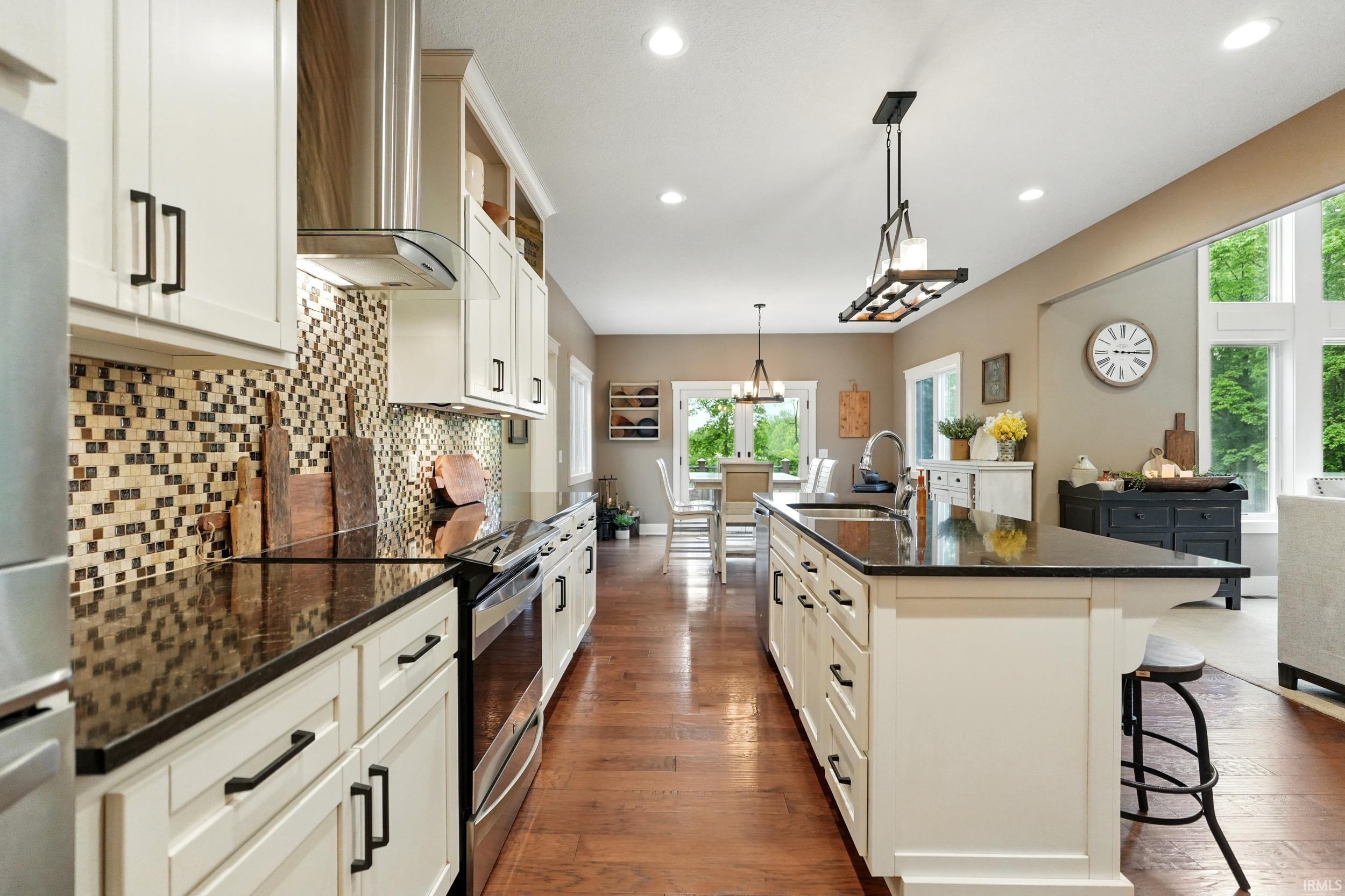 Photo 9 of 6212 Deer Hollow Road