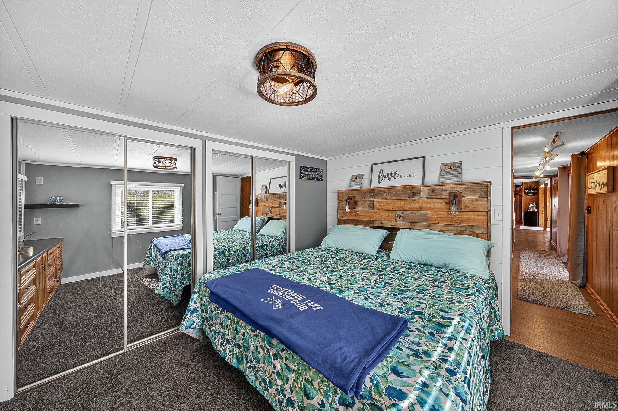 Photo 26 of 75 EMS T4 LN