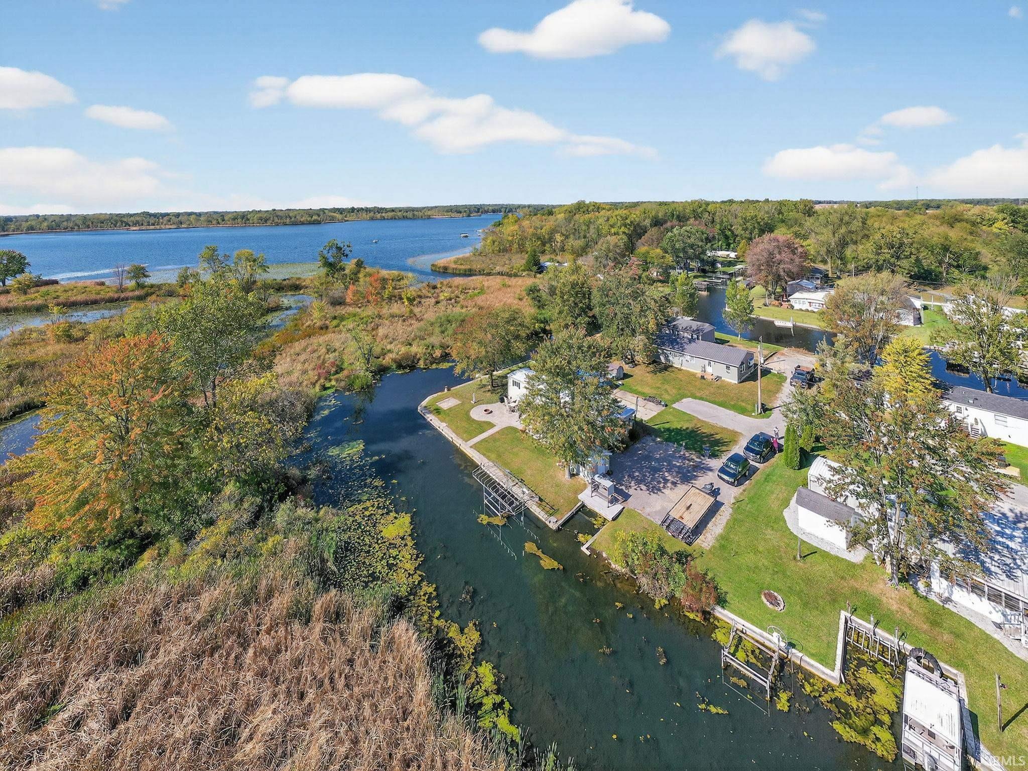 Photo 4 of 75 EMS T4 LN