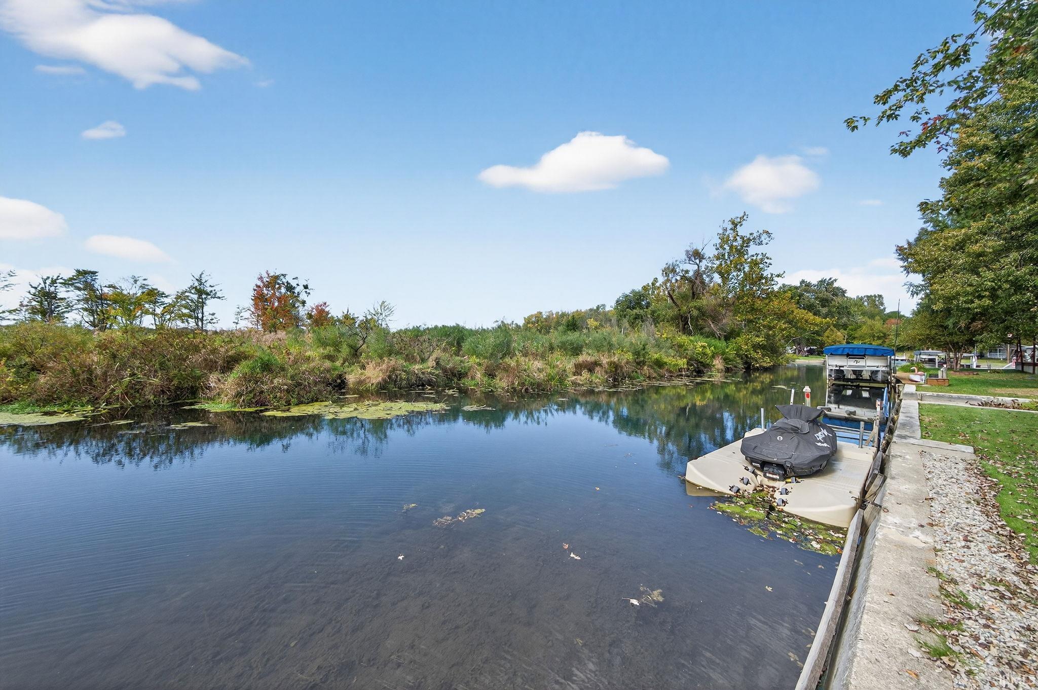 Photo 8 of 75 EMS T4 LN