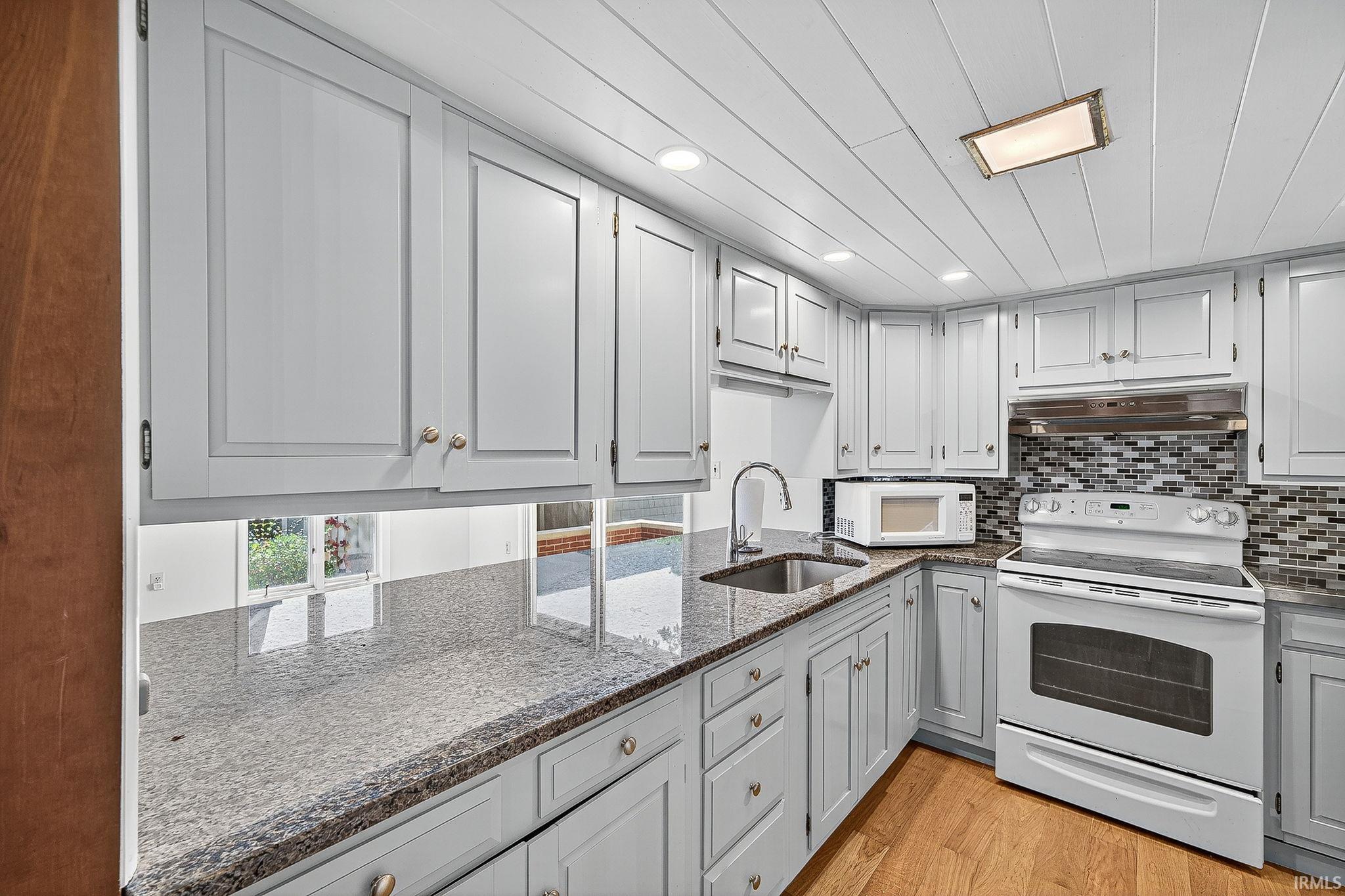 Photo 14 of 5902 N. 450 E.