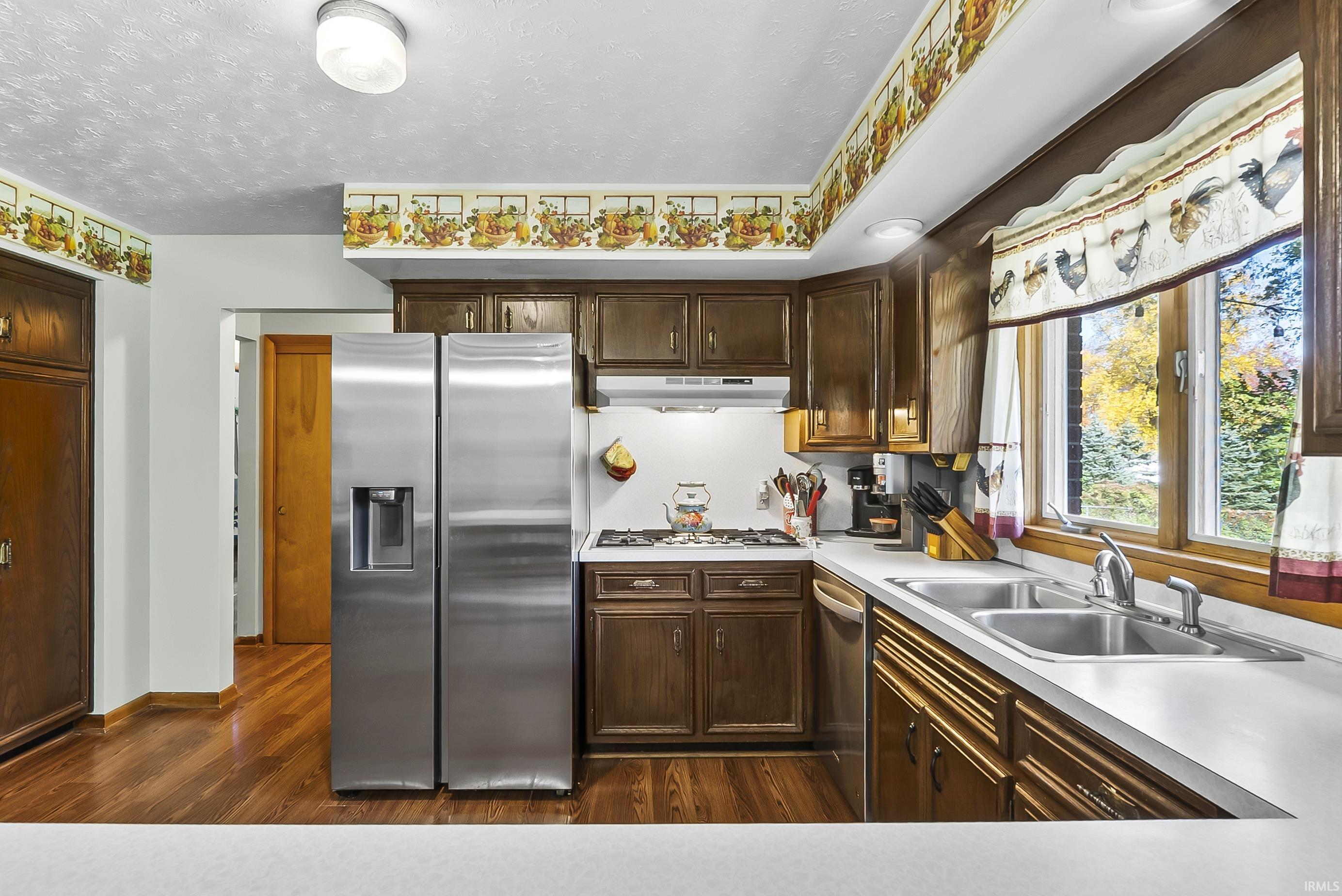 Photo 6 of 1901 Ironwood Drive