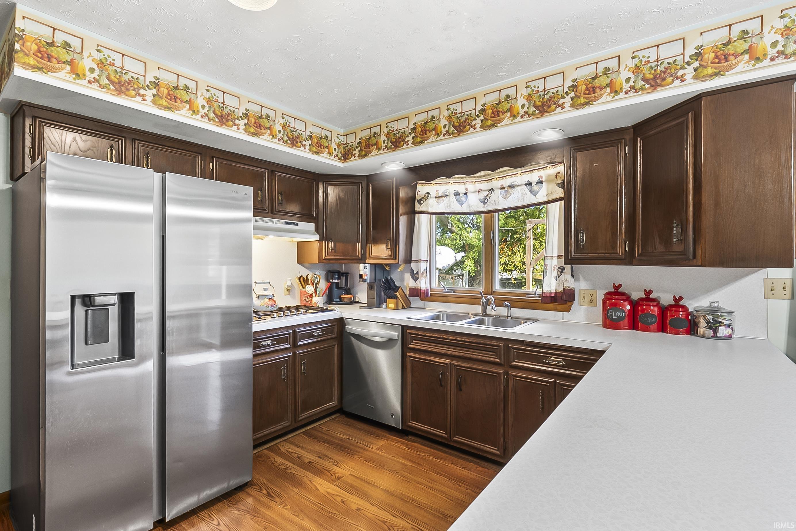 Photo 7 of 1901 Ironwood Drive