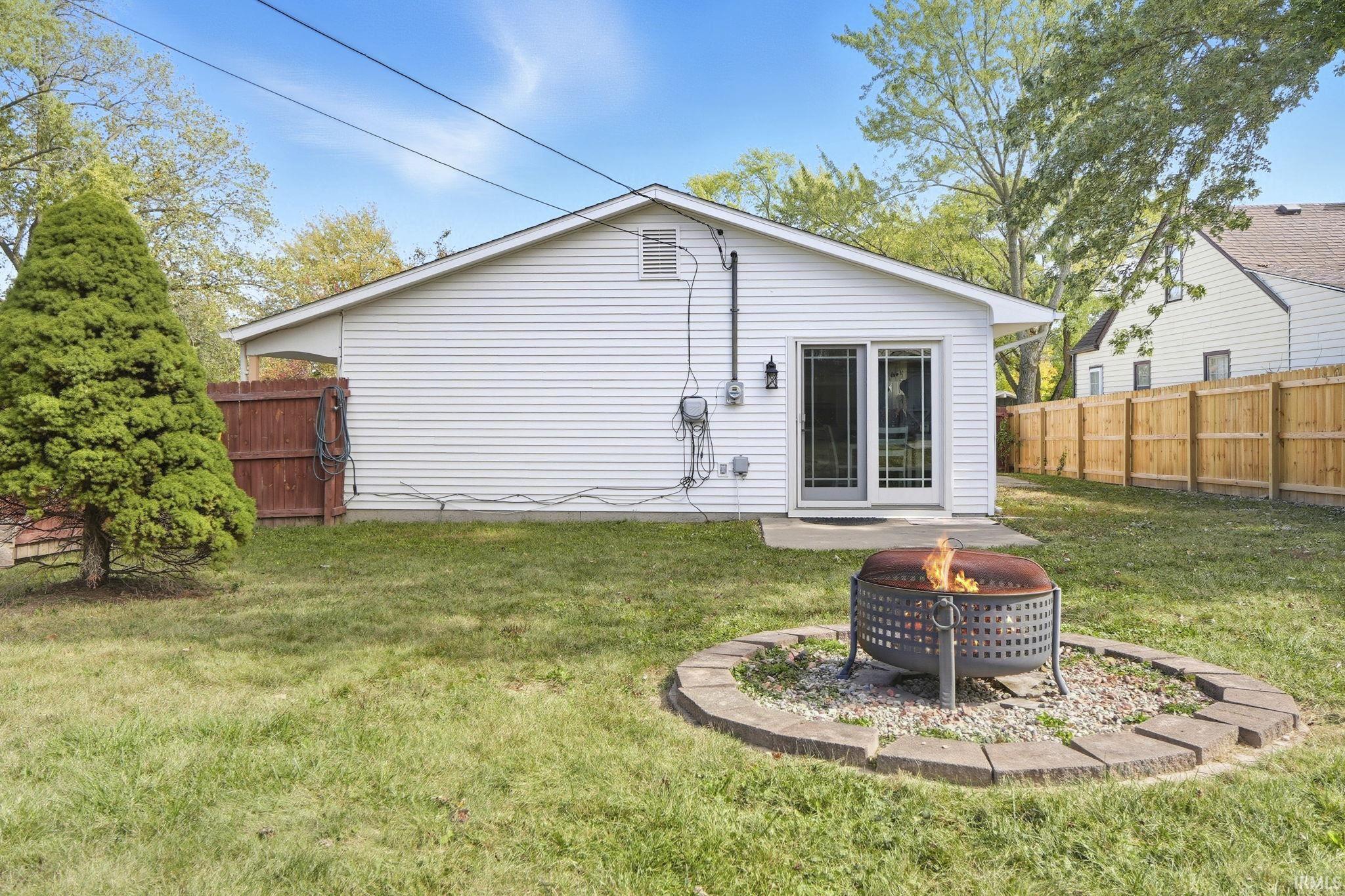 Photo 33 of 3226 Dodge Avenue