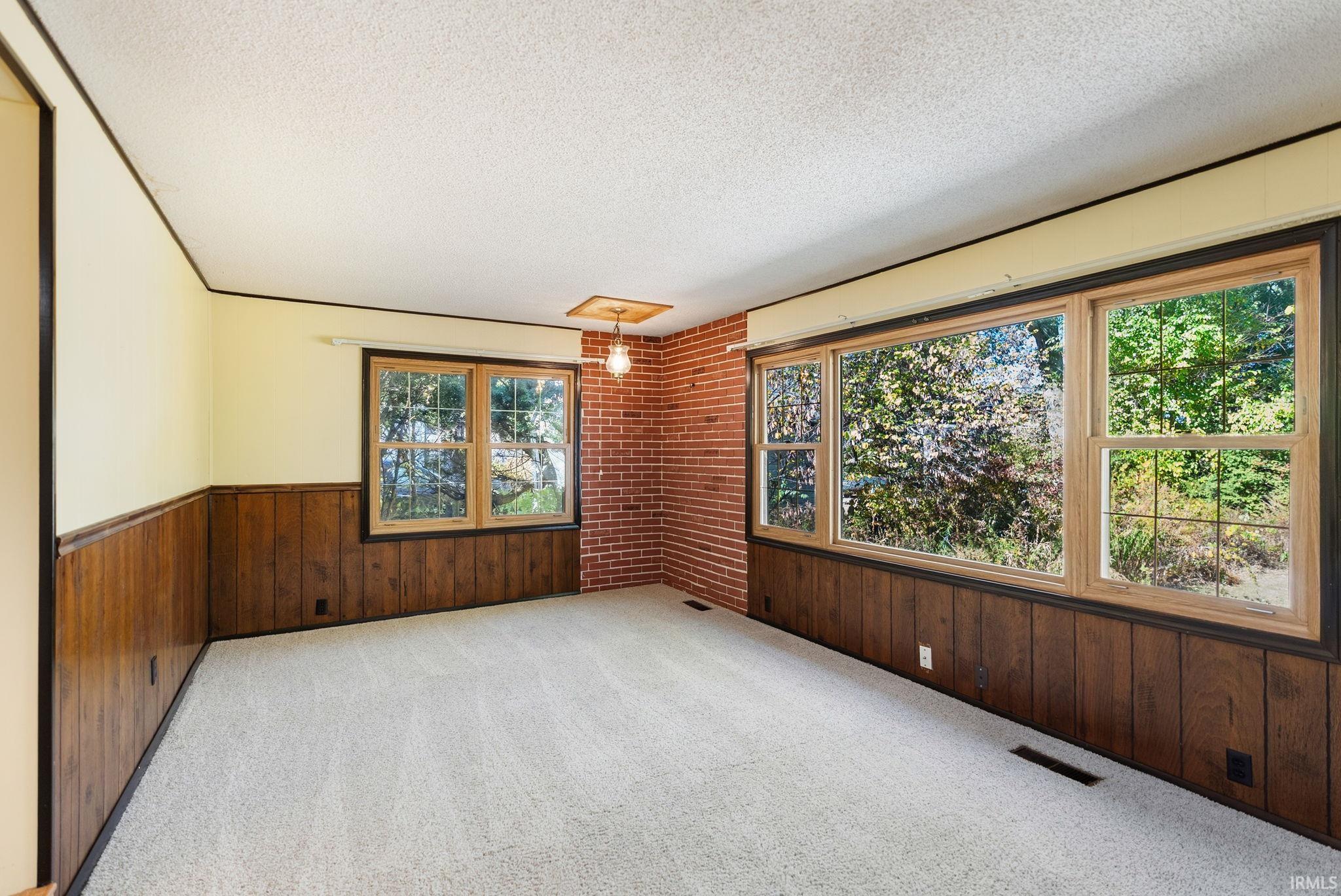 Photo 14 of 1309 Somerset Lane