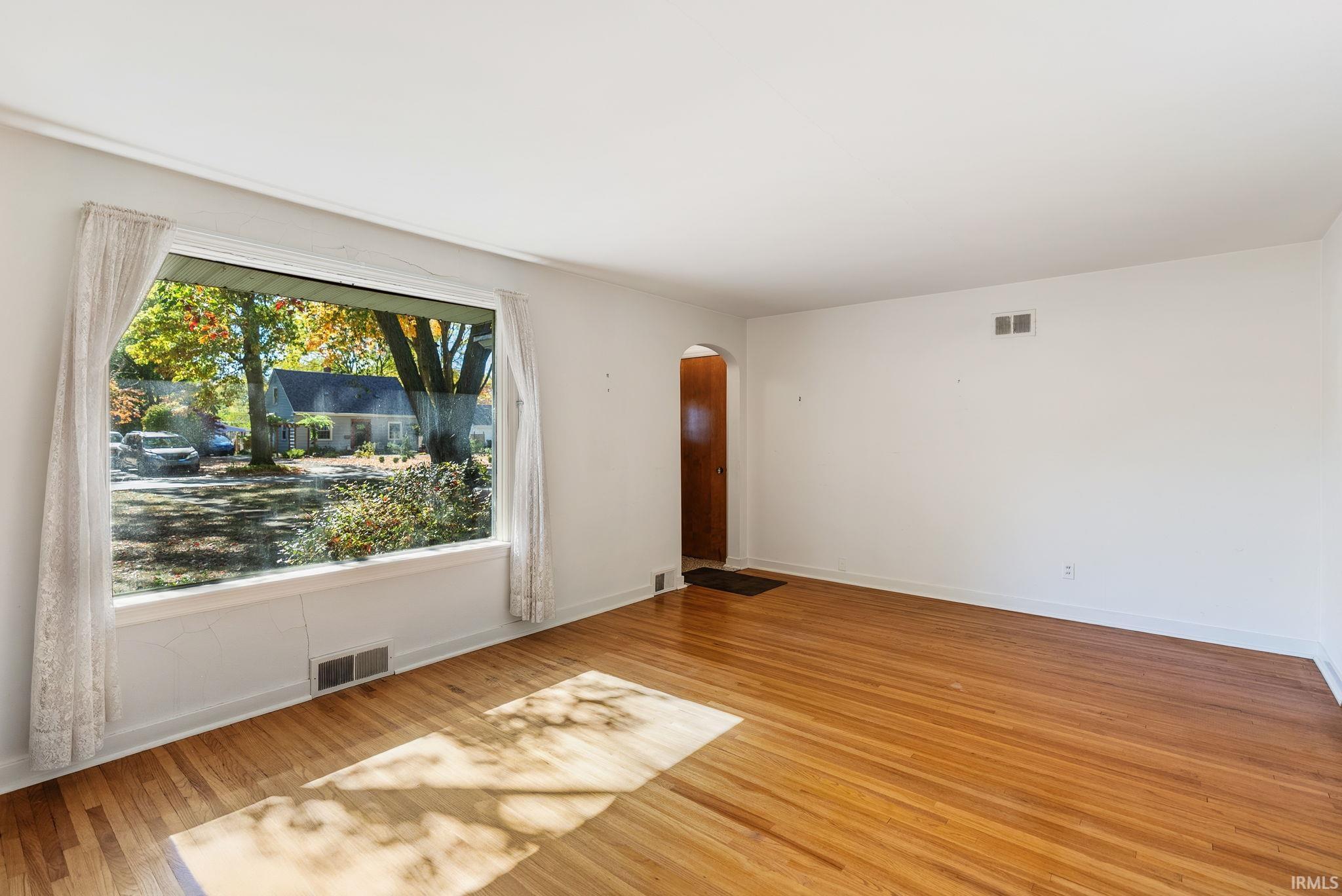 Photo 5 of 1309 Somerset Lane