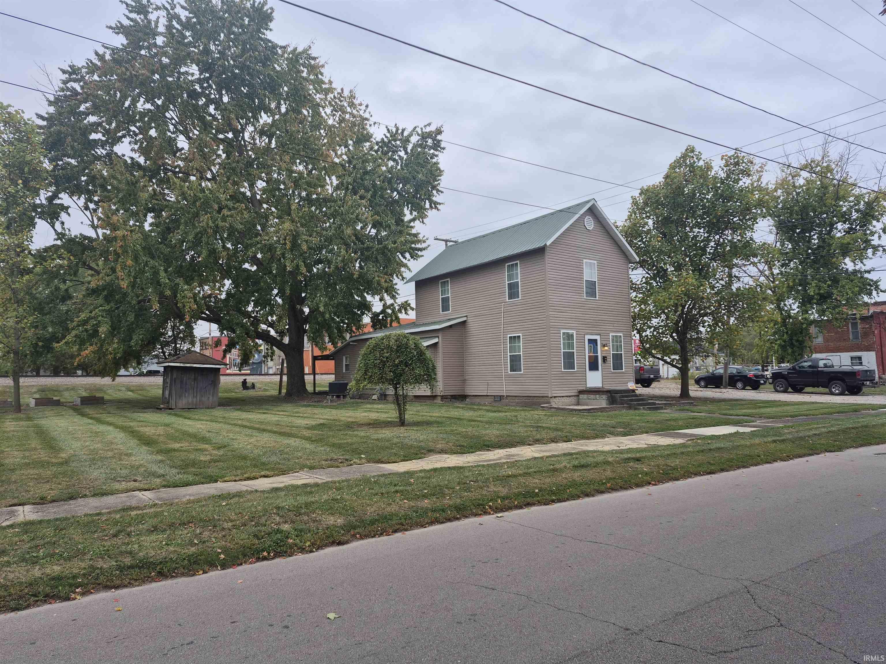 Homes for sale in Dunkirk, IN | 121 E Center St, Dunkirk, IN 47336 | MLS# 202542304
