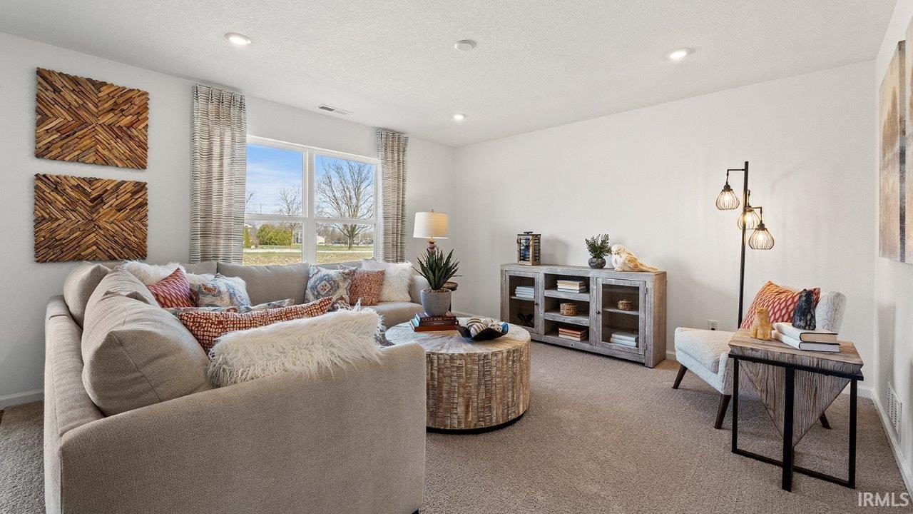 Photo 4 of 3832 Bradley Drive