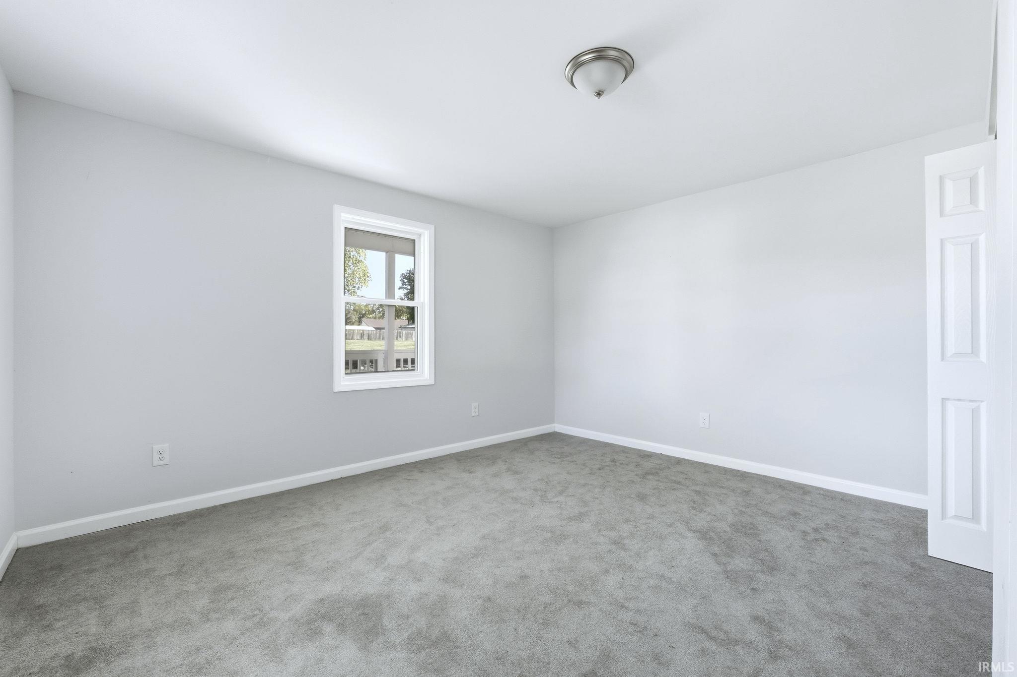 Photo 15 of 10088 S Ohio Street