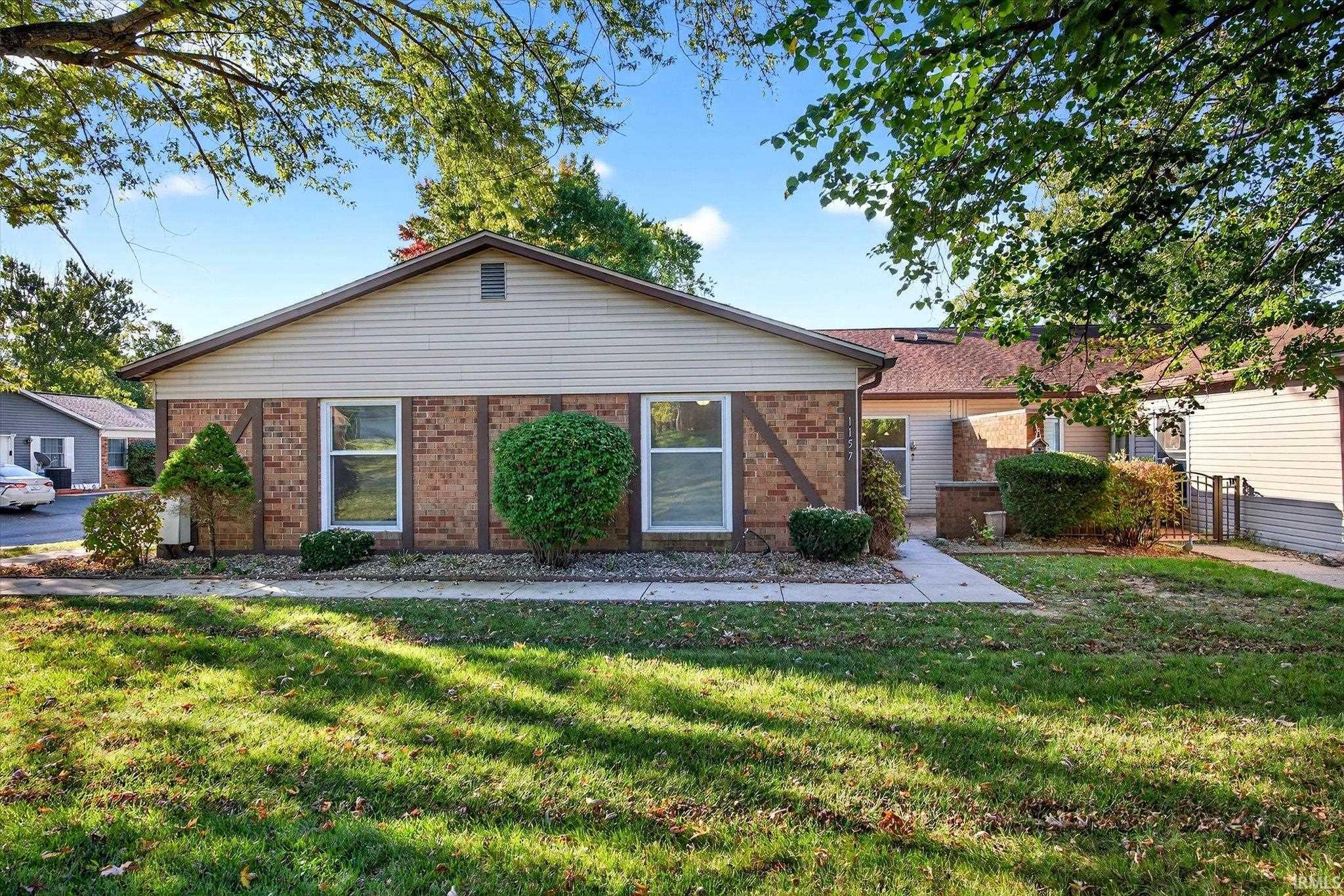 Homes for sale in Bloomington, IN | 1157 E Commons Dr, Bloomington, IN 47401 | MLS# 202542362