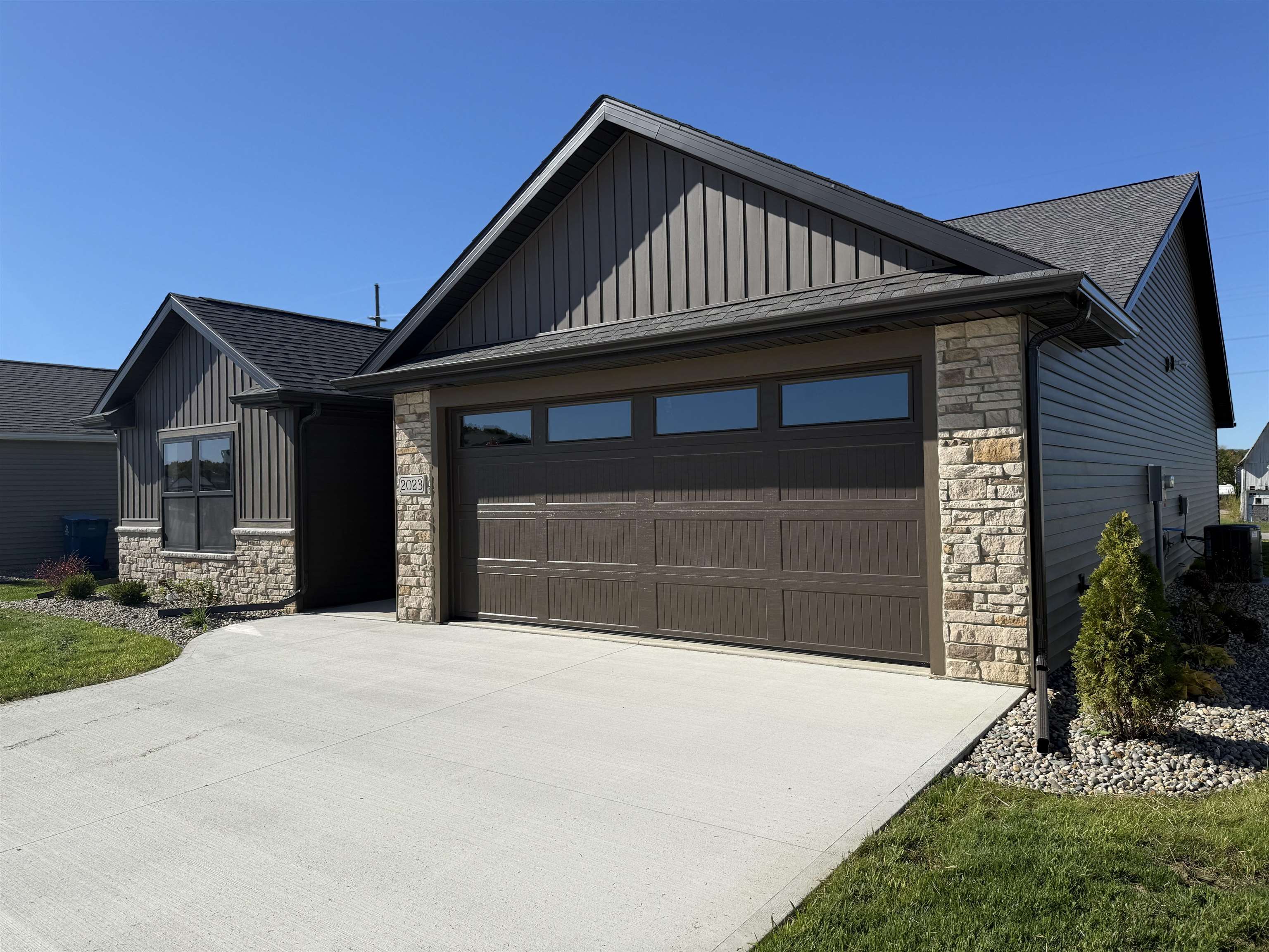 Homes for sale in Angola, IN | 2023 Linchel Ct, Angola, IN 46703 | MLS# 202542368