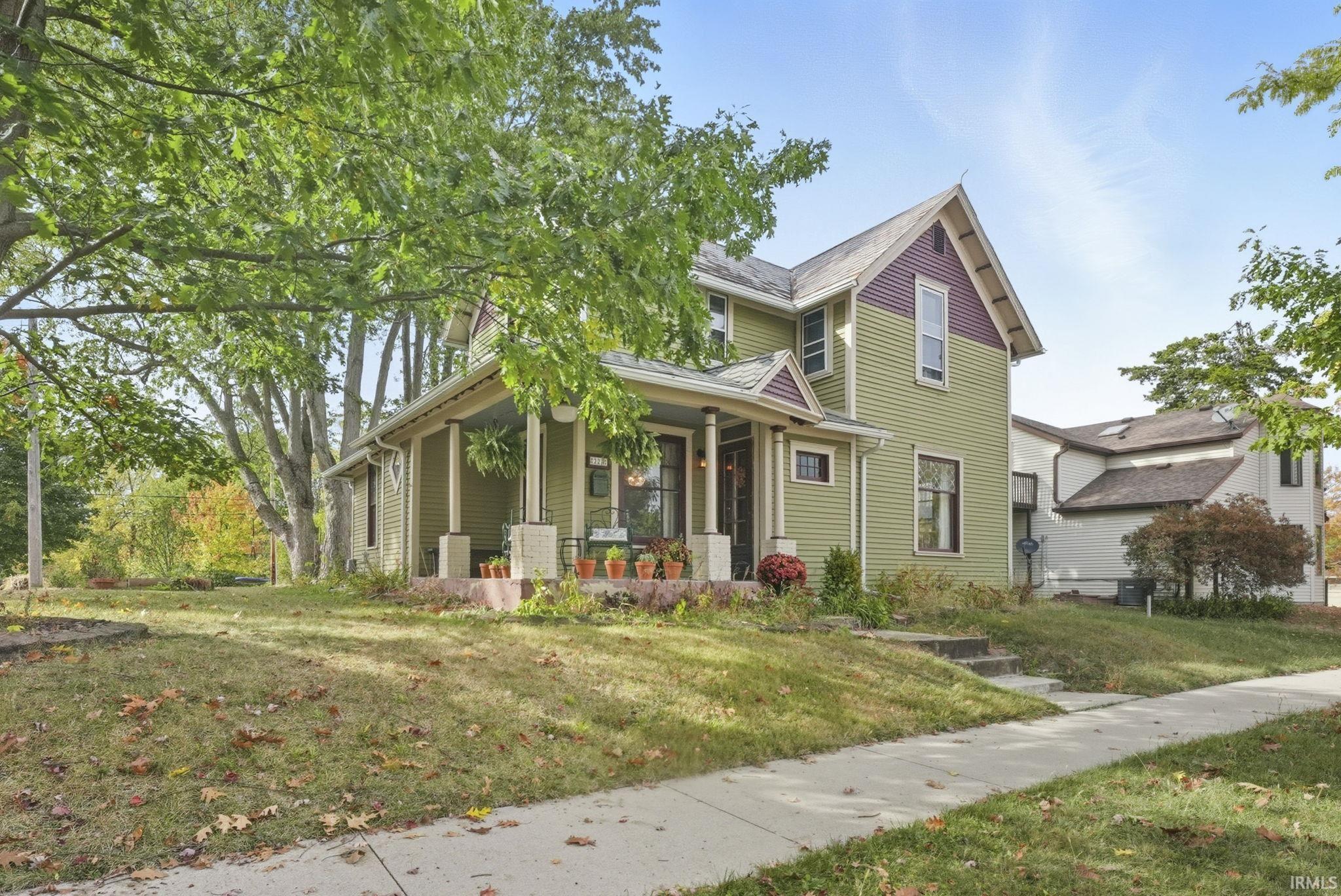 Photo 33 of 227 N Oak Street