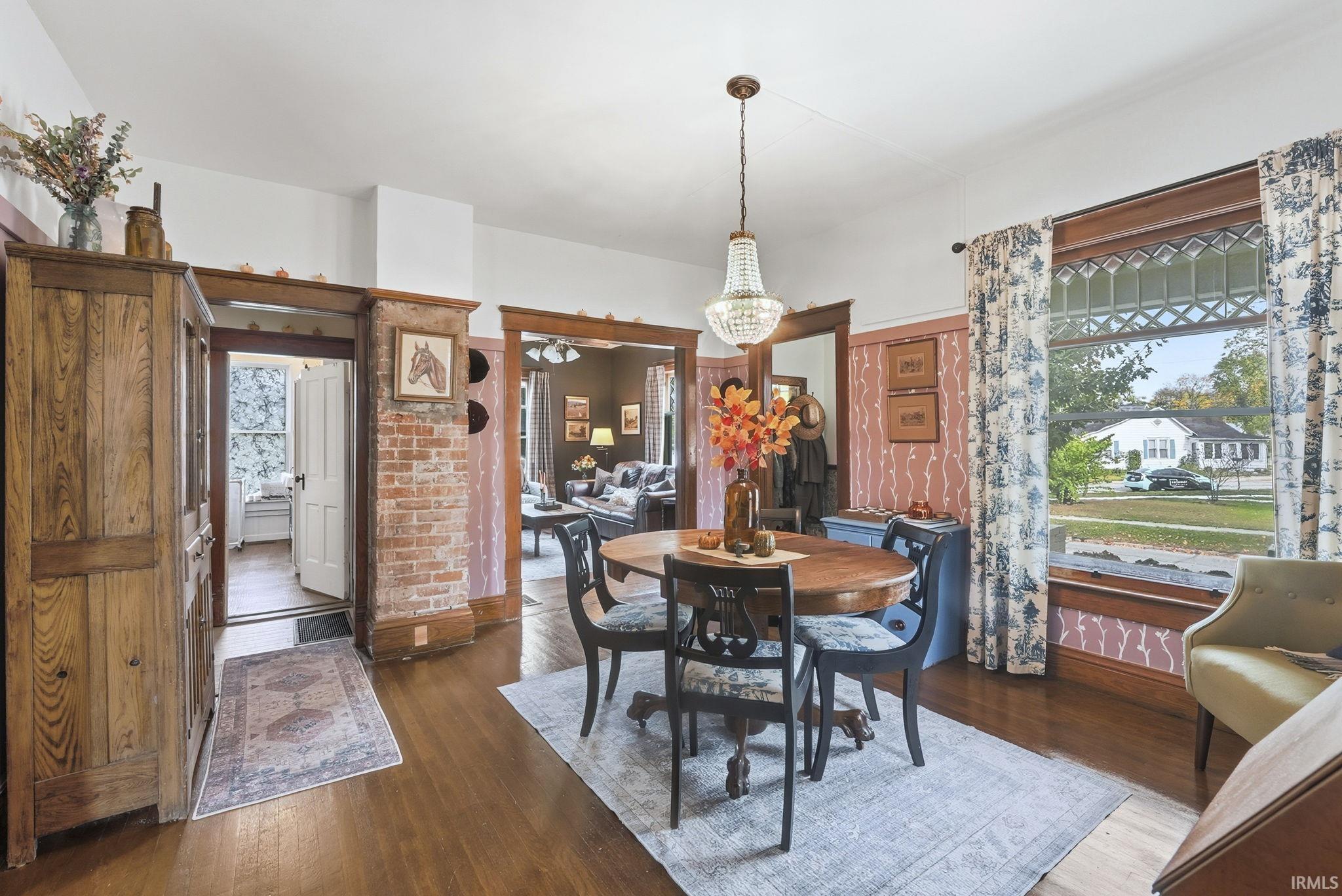 Photo 7 of 227 N Oak Street