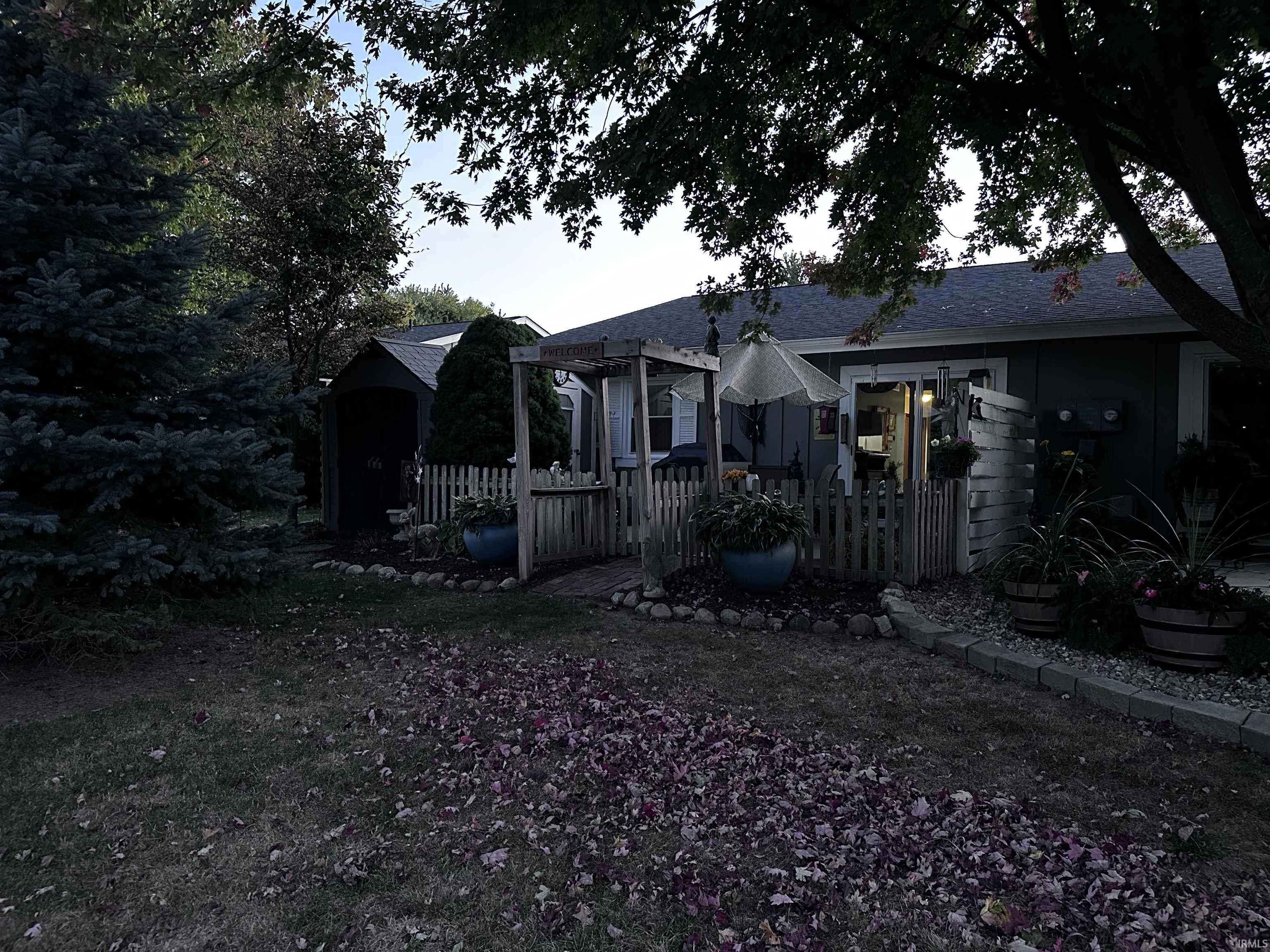 Homes for sale in Kokomo, IN | 2804 Rockford Ct #2804, Kokomo, IN 46902 | MLS# 202542385