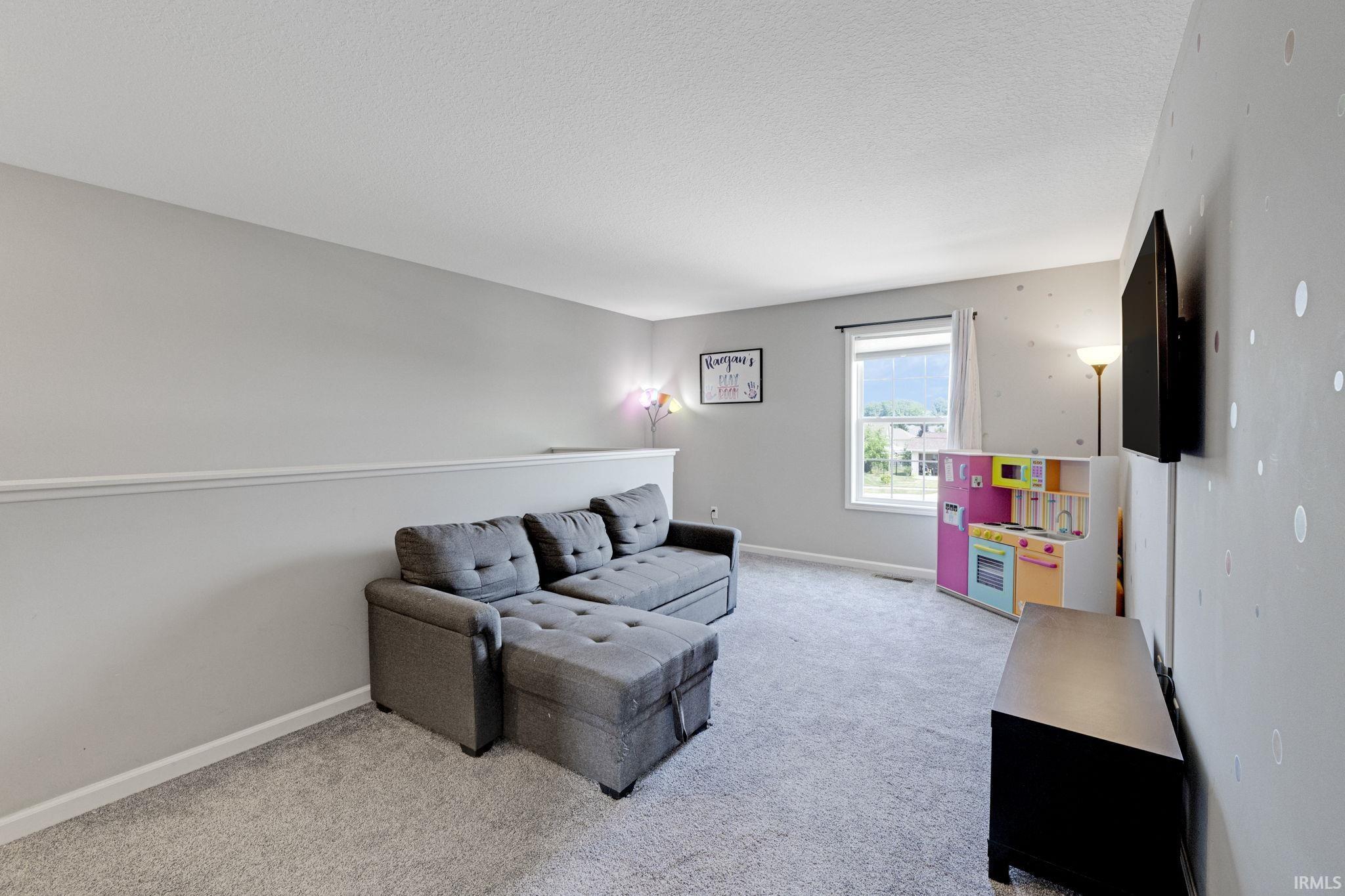 Photo 10 of 10216 Runabay Cove