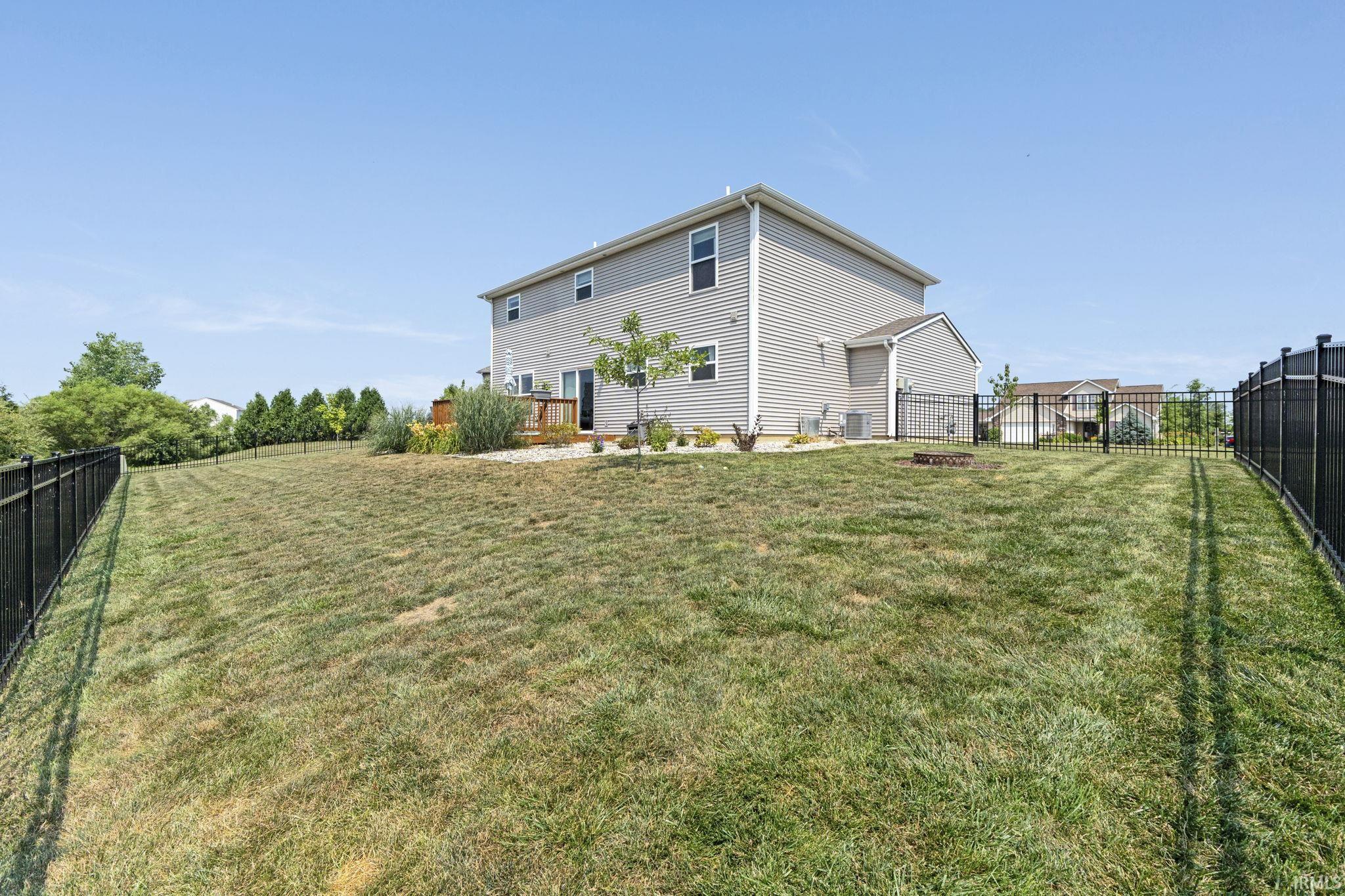 Photo 21 of 10216 Runabay Cove