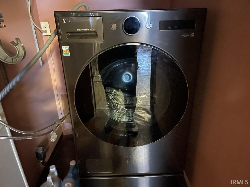 Photo 9 of 534 Poplar Street